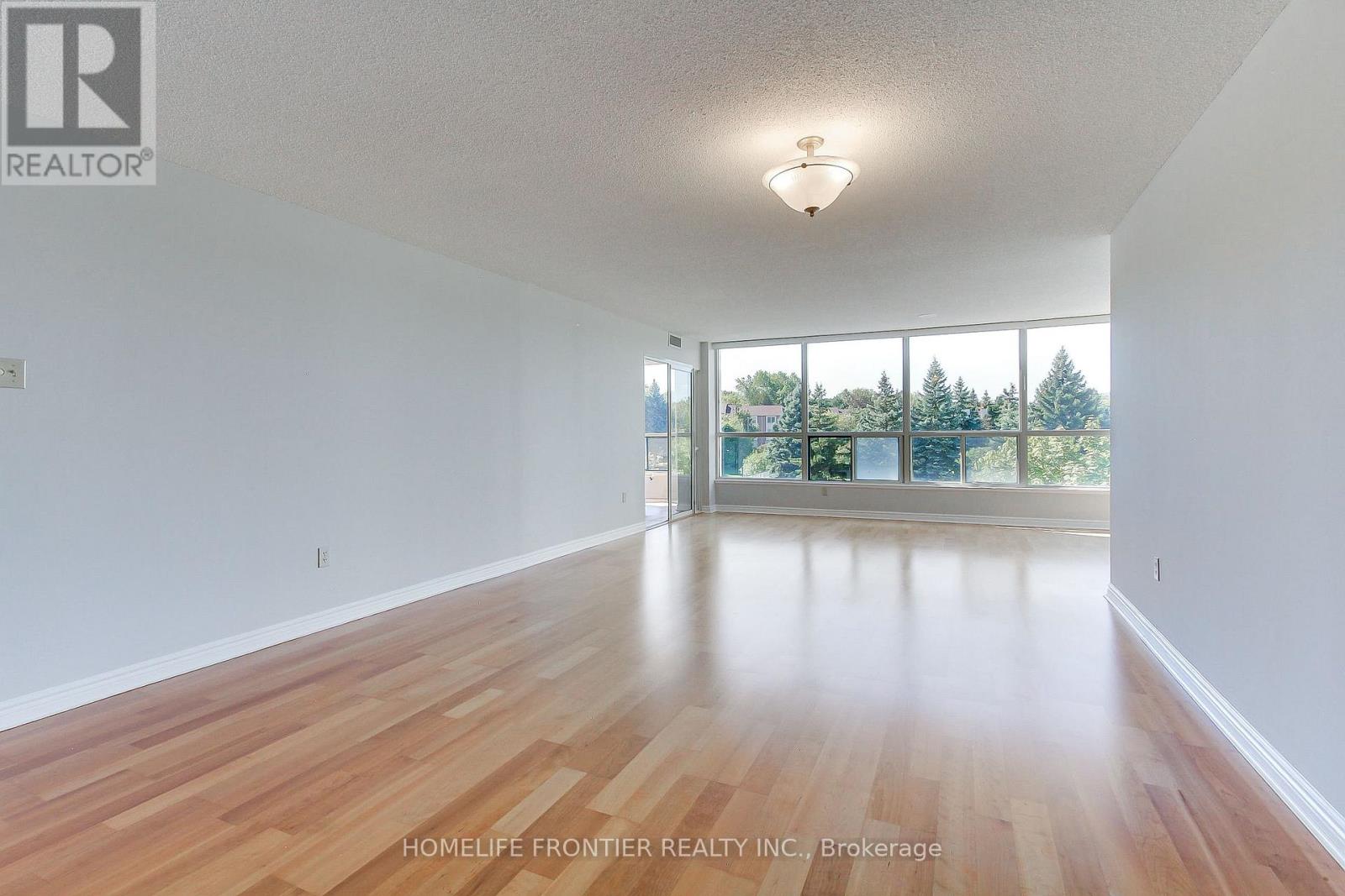 411 - 7300 Yonge Street, Vaughan, Ontario  L4J 7Y5 - Photo 12 - N12435351