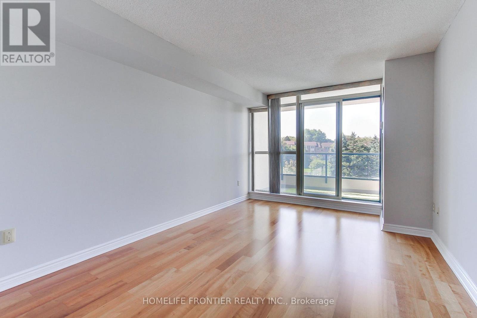 411 - 7300 Yonge Street, Vaughan, Ontario  L4J 7Y5 - Photo 24 - N12435351