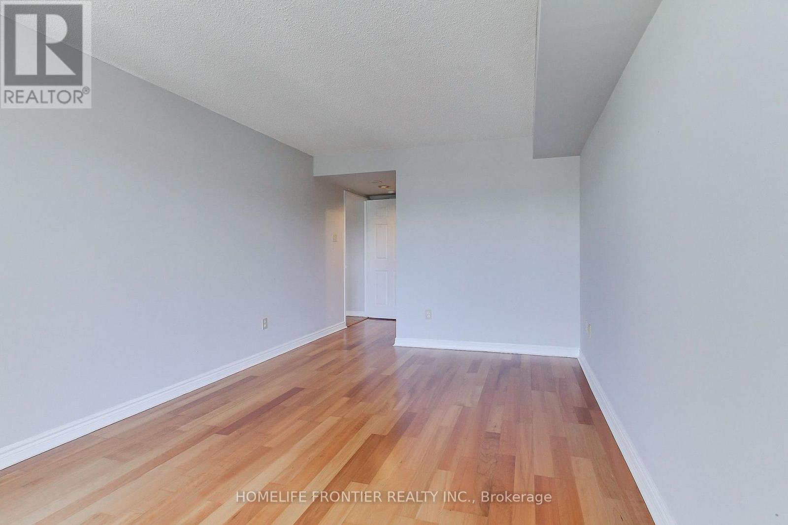 411 - 7300 Yonge Street, Vaughan, Ontario  L4J 7Y5 - Photo 26 - N12435351