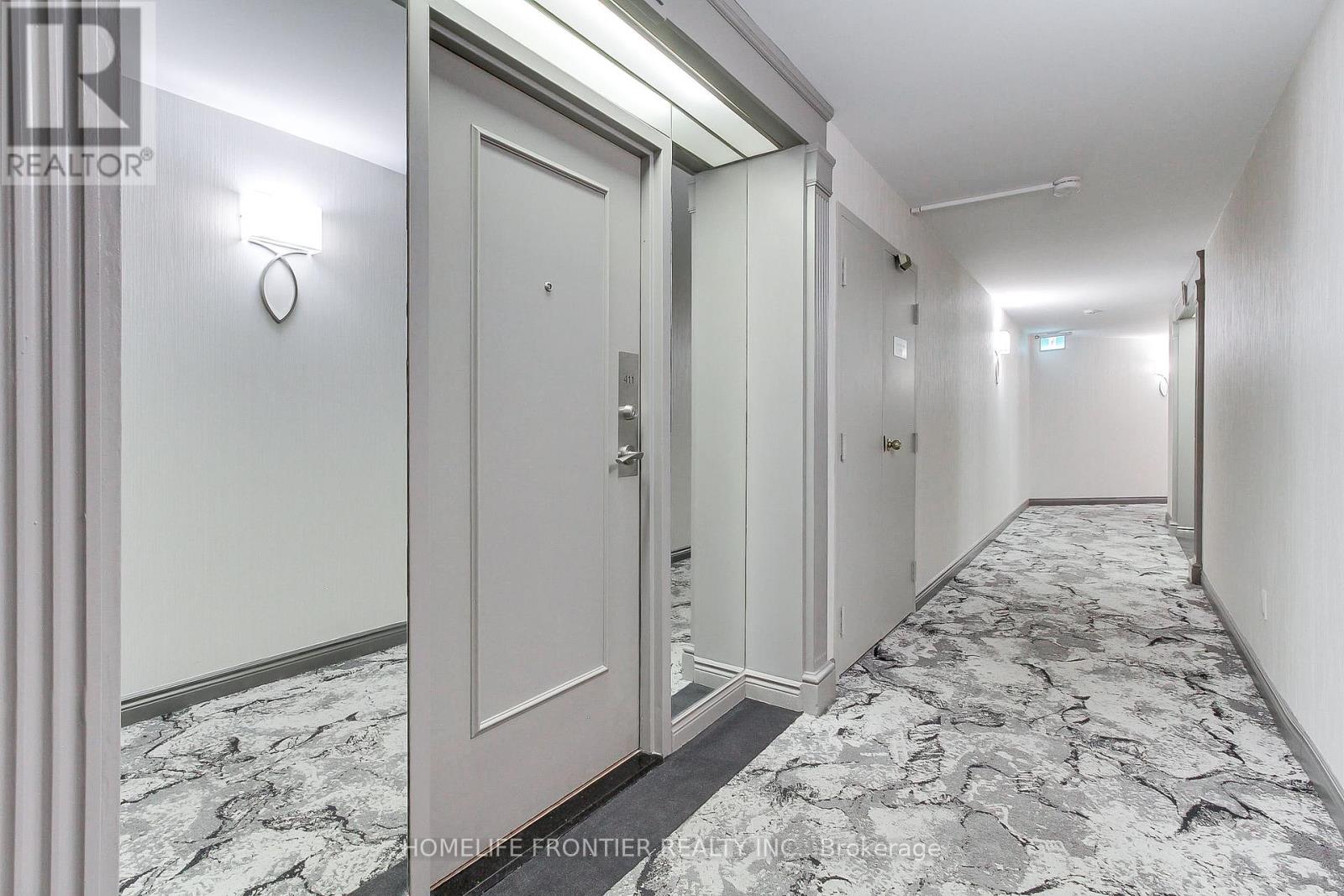 411 - 7300 Yonge Street, Vaughan, Ontario  L4J 7Y5 - Photo 6 - N12435351