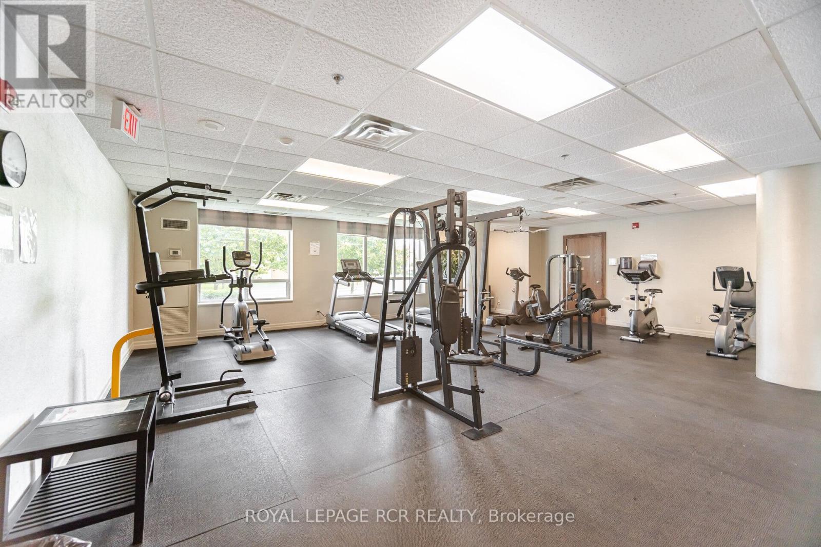 301 - 11 Oneida Crescent, Richmond Hill, Ontario  L4B 0A1 - Photo 25 - N12435361
