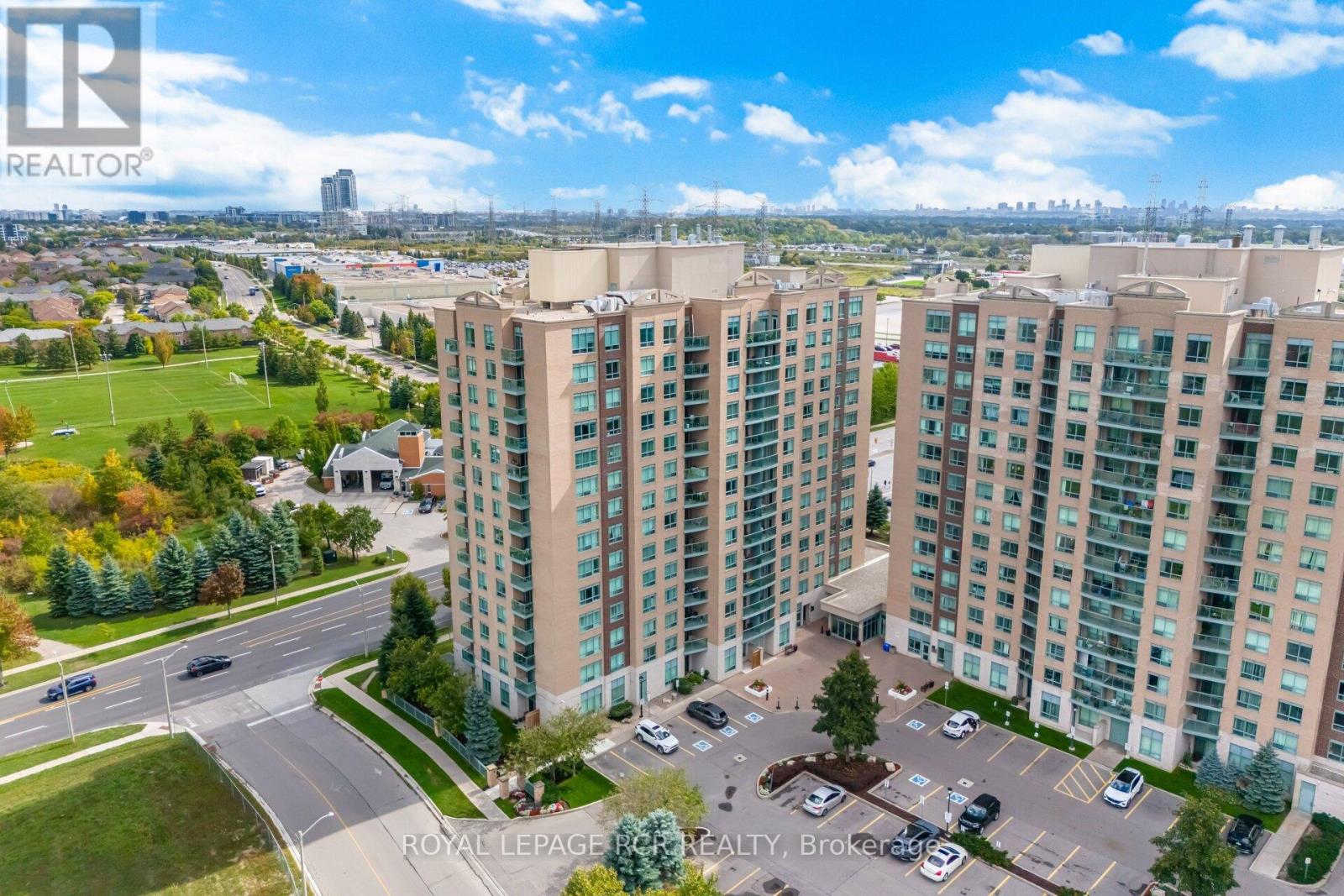 301 - 11 Oneida Crescent, Richmond Hill, Ontario  L4B 0A1 - Photo 27 - N12435361
