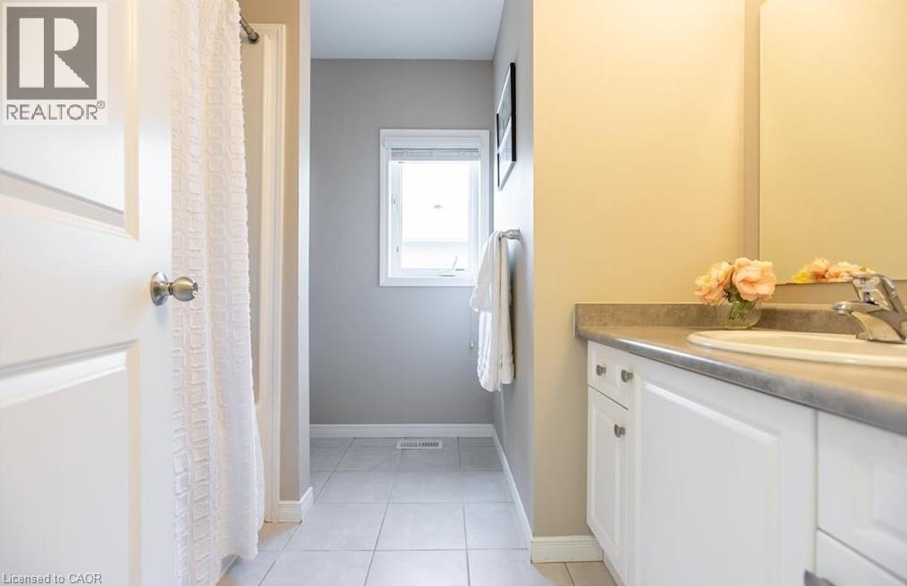 388 Old Huron Road Unit# 14c, Kitchener, Ontario  N2R 0J5 - Photo 14 - 40774898