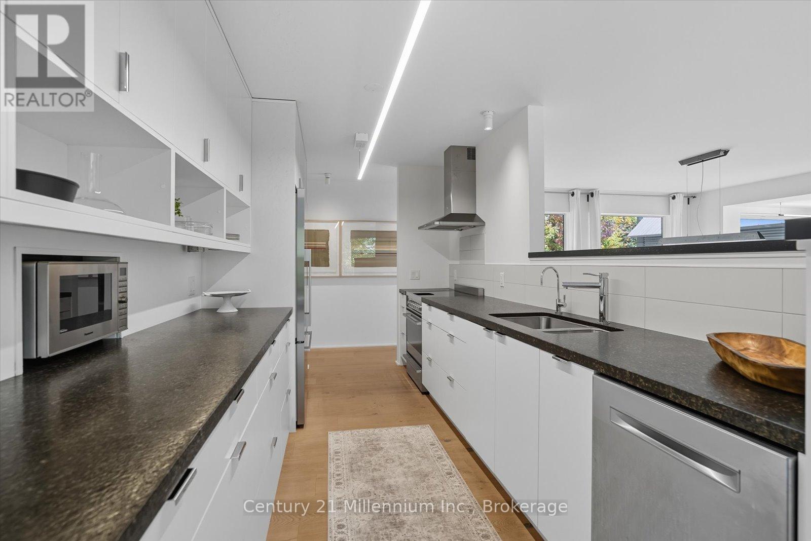 360592 Road 160 Road, Grey Highlands, Ontario  N0C 1E0 - Photo 17 - X12435400