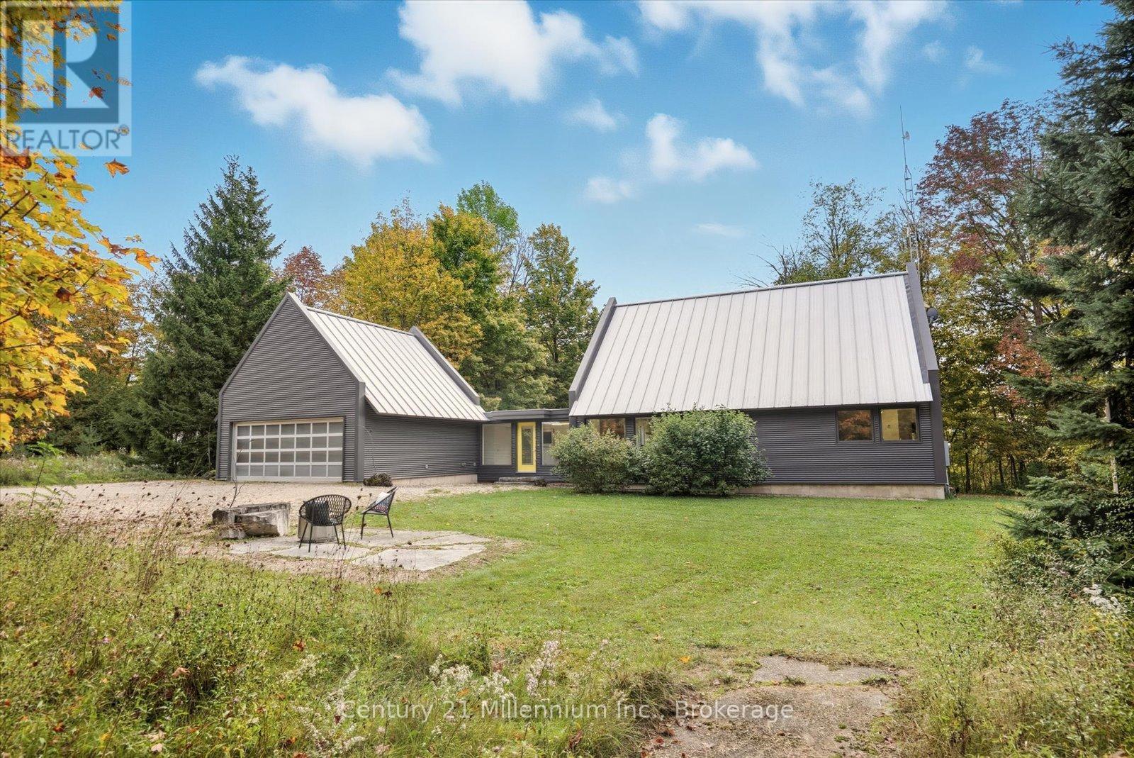 360592 Road 160 Road, Grey Highlands, Ontario  N0C 1E0 - Photo 3 - X12435400