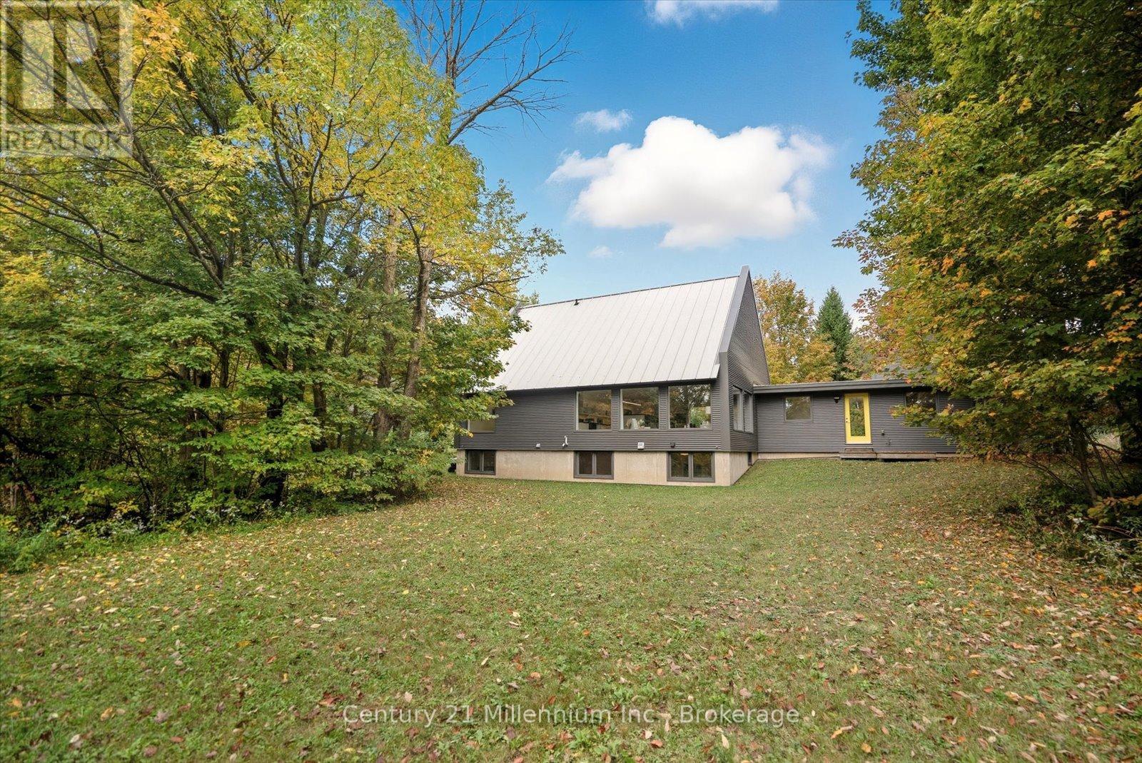 360592 Road 160 Road, Grey Highlands, Ontario  N0C 1E0 - Photo 38 - X12435400