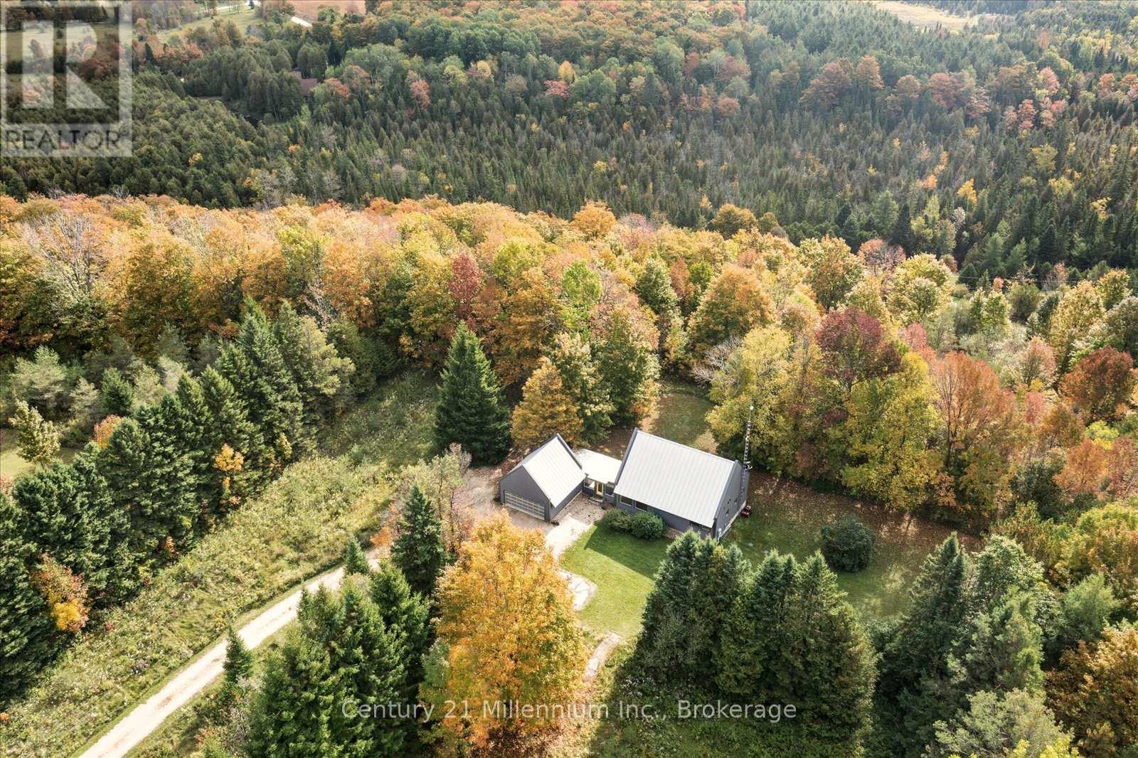360592 Road 160 Road, Grey Highlands, Ontario  N0C 1E0 - Photo 46 - X12435400