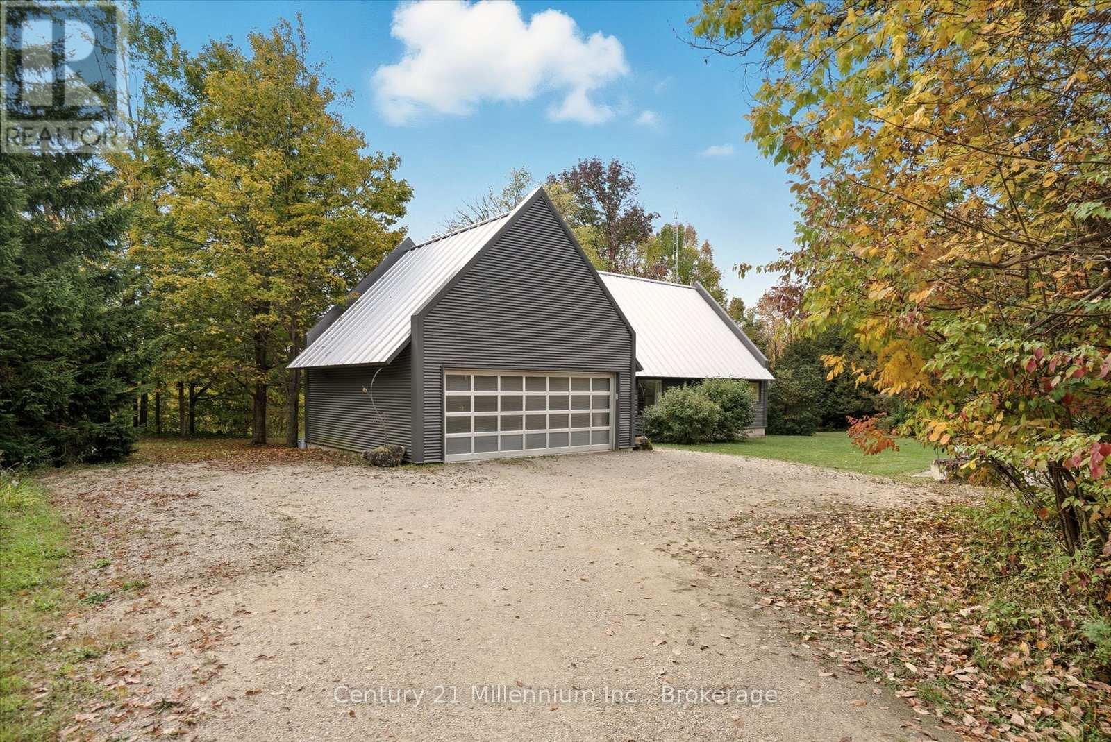 360592 Road 160 Road, Grey Highlands, Ontario  N0C 1E0 - Photo 5 - X12435400
