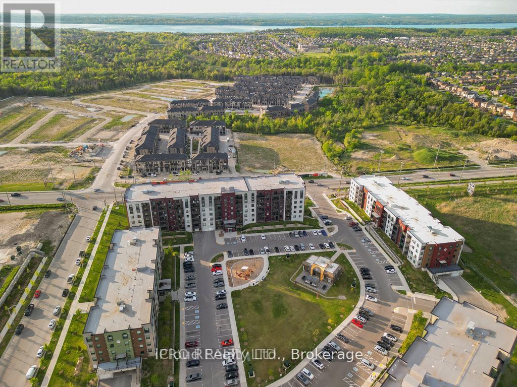 401 - 4 Spice Way, Barrie, Ontario  L9J 0M2 - Photo 44 - S12372145