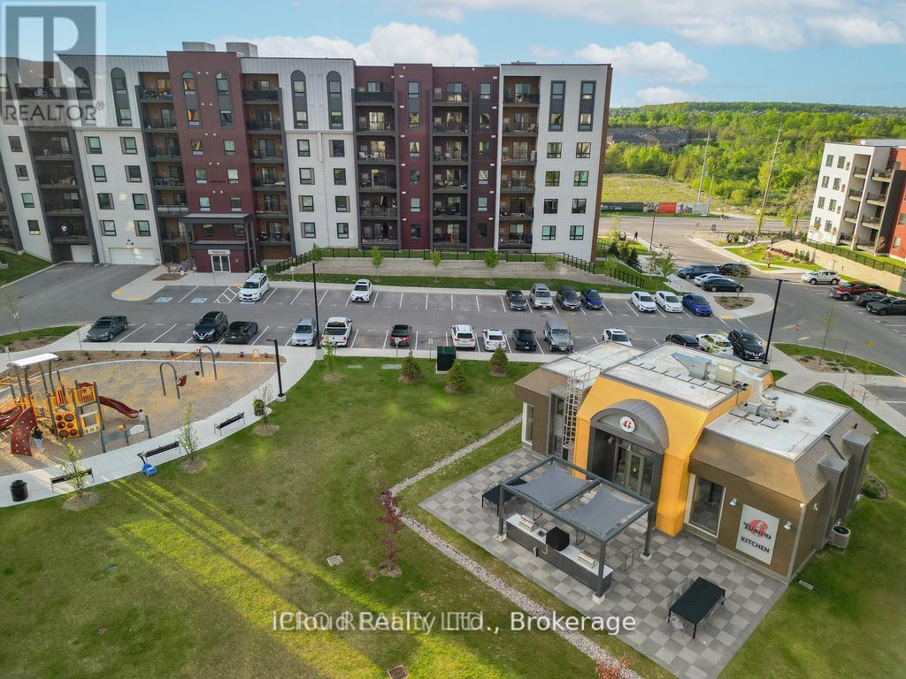 401 - 4 Spice Way, Barrie, Ontario  L9J 0M2 - Photo 47 - S12372145