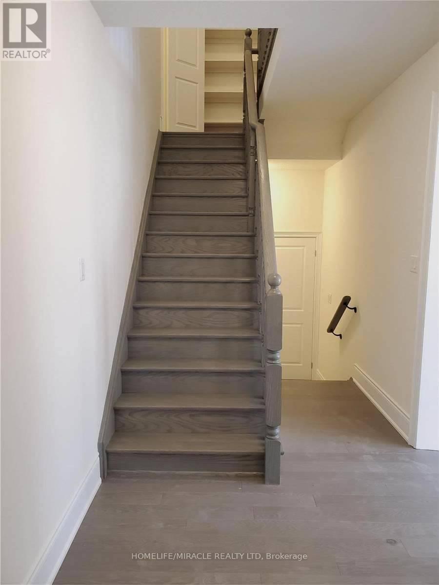 (Upper) - 19 Cobriza Crescent, Brampton, Ontario  L7A 5A6 - Photo 13 - W12358019