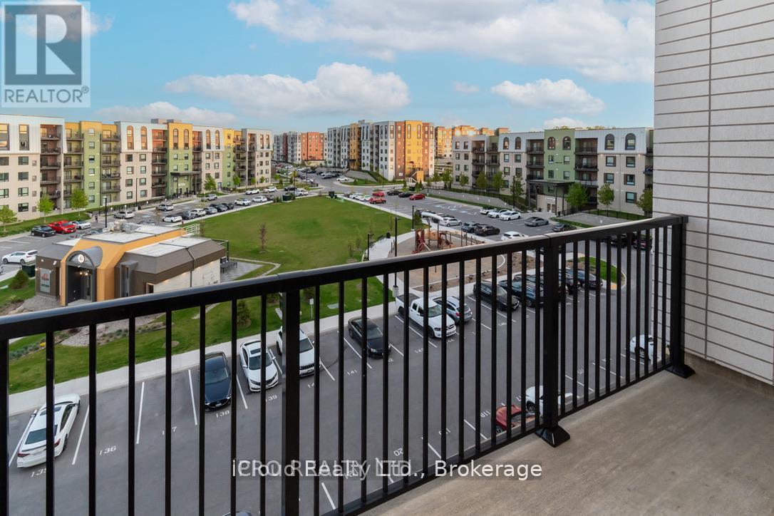 401 - 4 Spice Way, Barrie, Ontario  L9J 0M2 - Photo 37 - S12372145