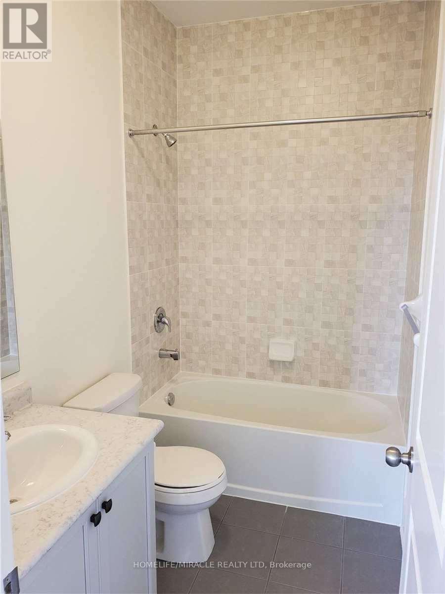 (Upper) - 19 Cobriza Crescent, Brampton, Ontario  L7A 5A6 - Photo 34 - W12358019