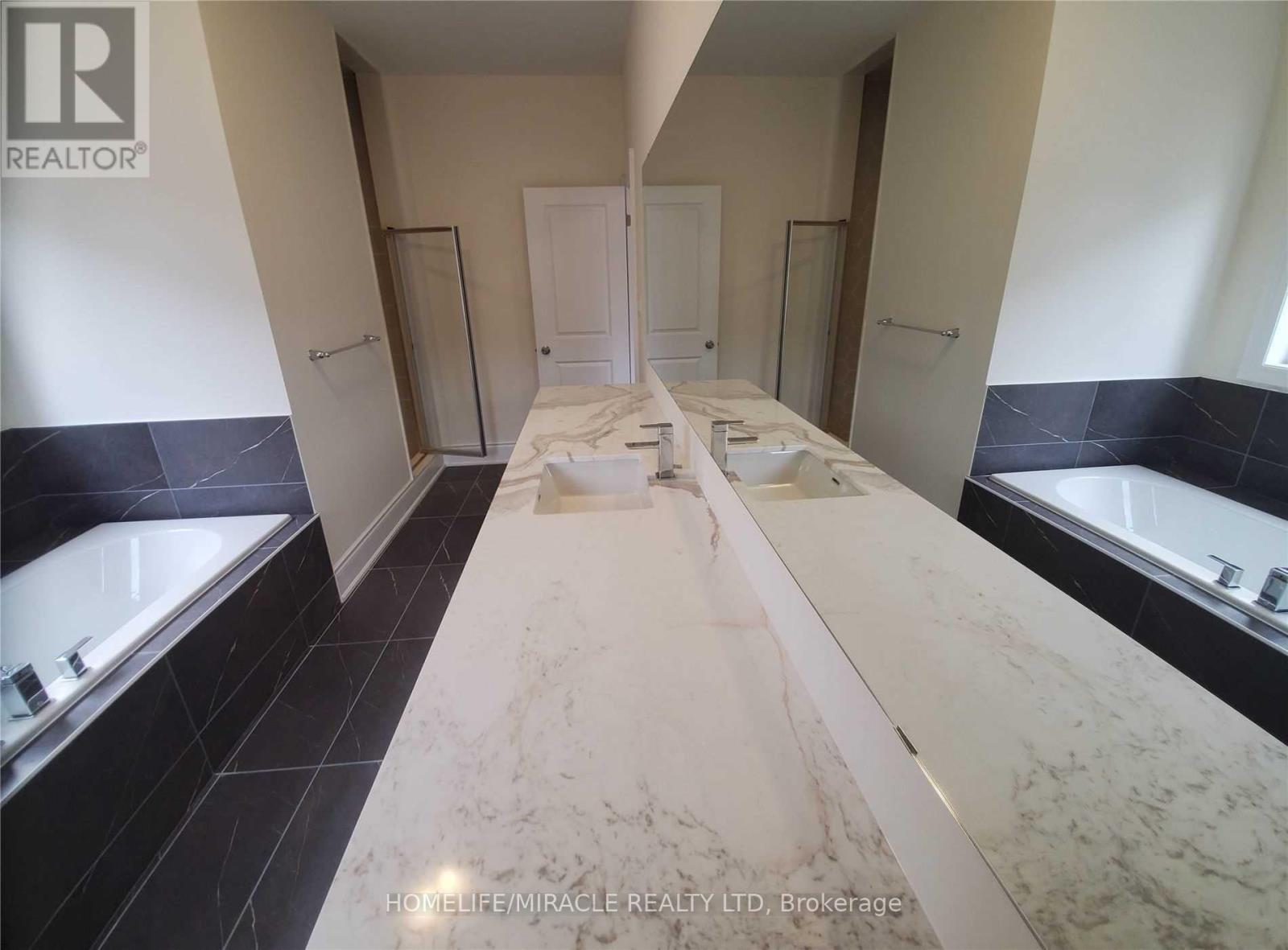 (Upper) - 19 Cobriza Crescent, Brampton, Ontario  L7A 5A6 - Photo 25 - W12358019