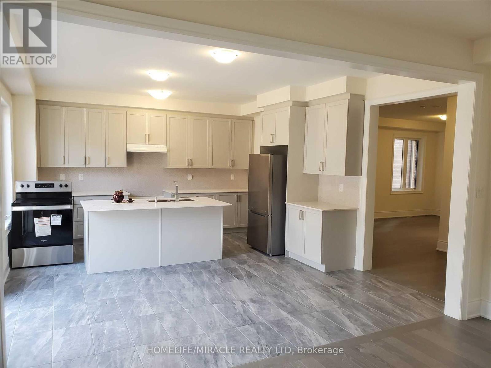 (Upper) - 19 Cobriza Crescent, Brampton, Ontario  L7A 5A6 - Photo 2 - W12358019