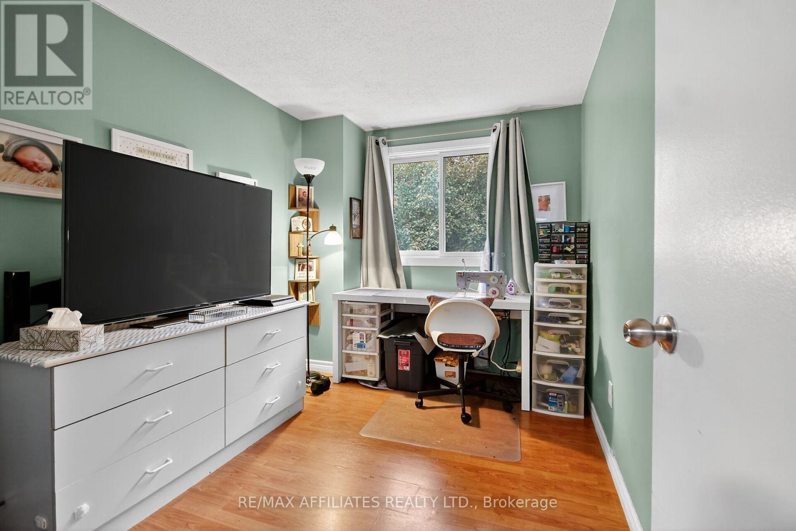 17 - 73 Clarkson Crescent, Ottawa, Ontario  K2L 3C9 - Photo 15 - X12435414