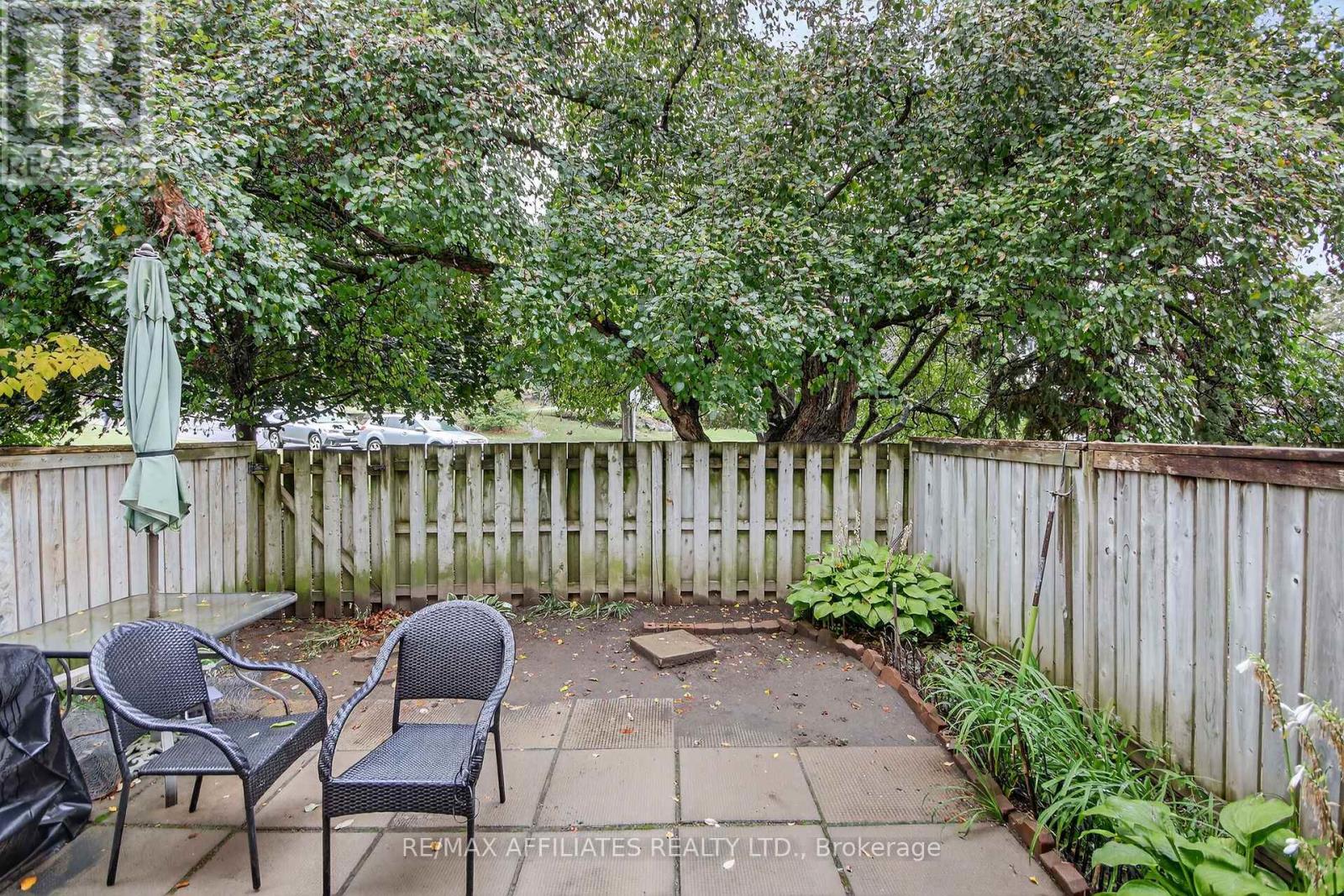 17 - 73 Clarkson Crescent, Ottawa, Ontario  K2L 3C9 - Photo 18 - X12435414