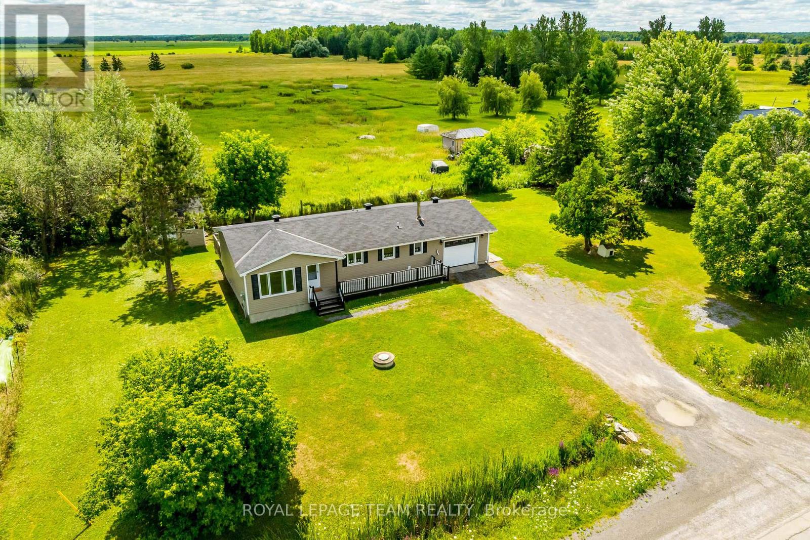 1234 KINBURN SIDE ROAD, Ottawa, Ontario