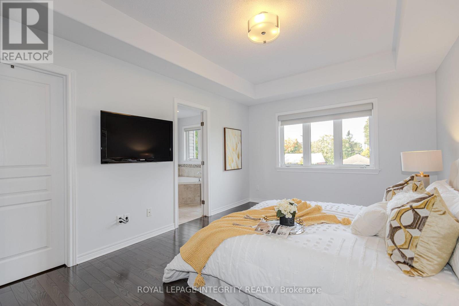 206 Ancaster Avenue, Ottawa, Ontario  K2B 5B3 - Photo 14 - X12435437
