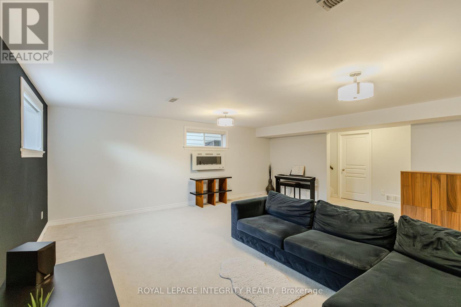 206 Ancaster Avenue, Ottawa, Ontario  K2B 5B3 - Photo 24 - X12435437