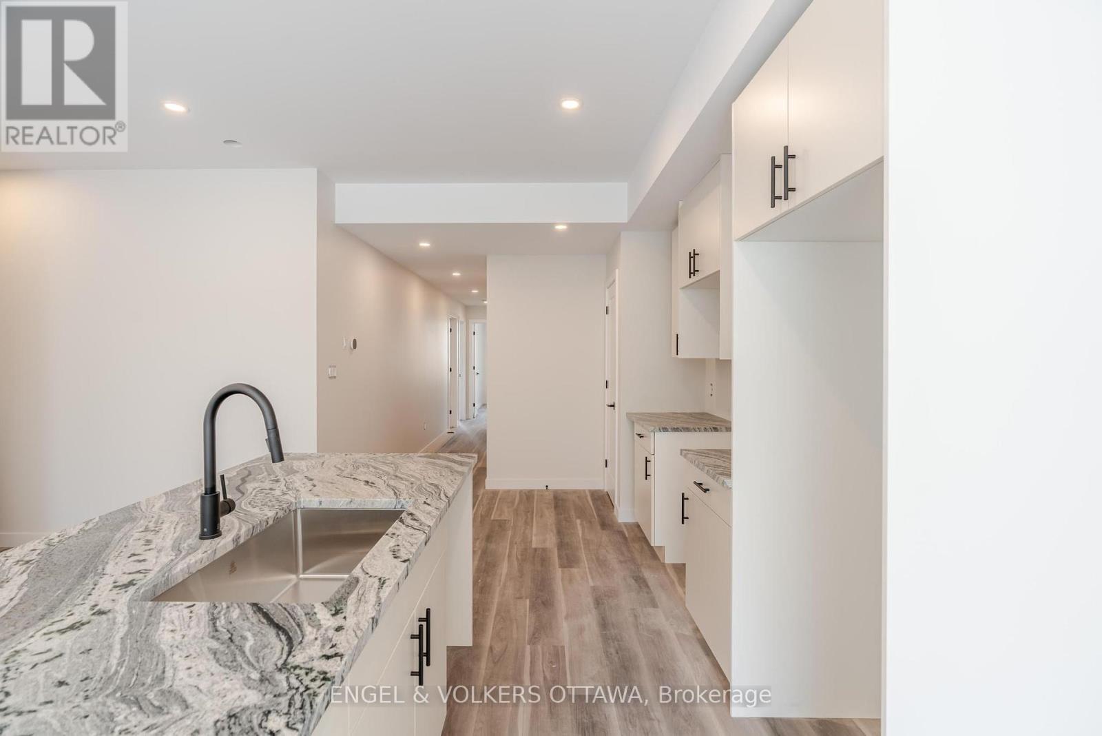 C - 195 Hopewell Avenue, Ottawa, Ontario  K1S 2Z4 - Photo 18 - X12435466
