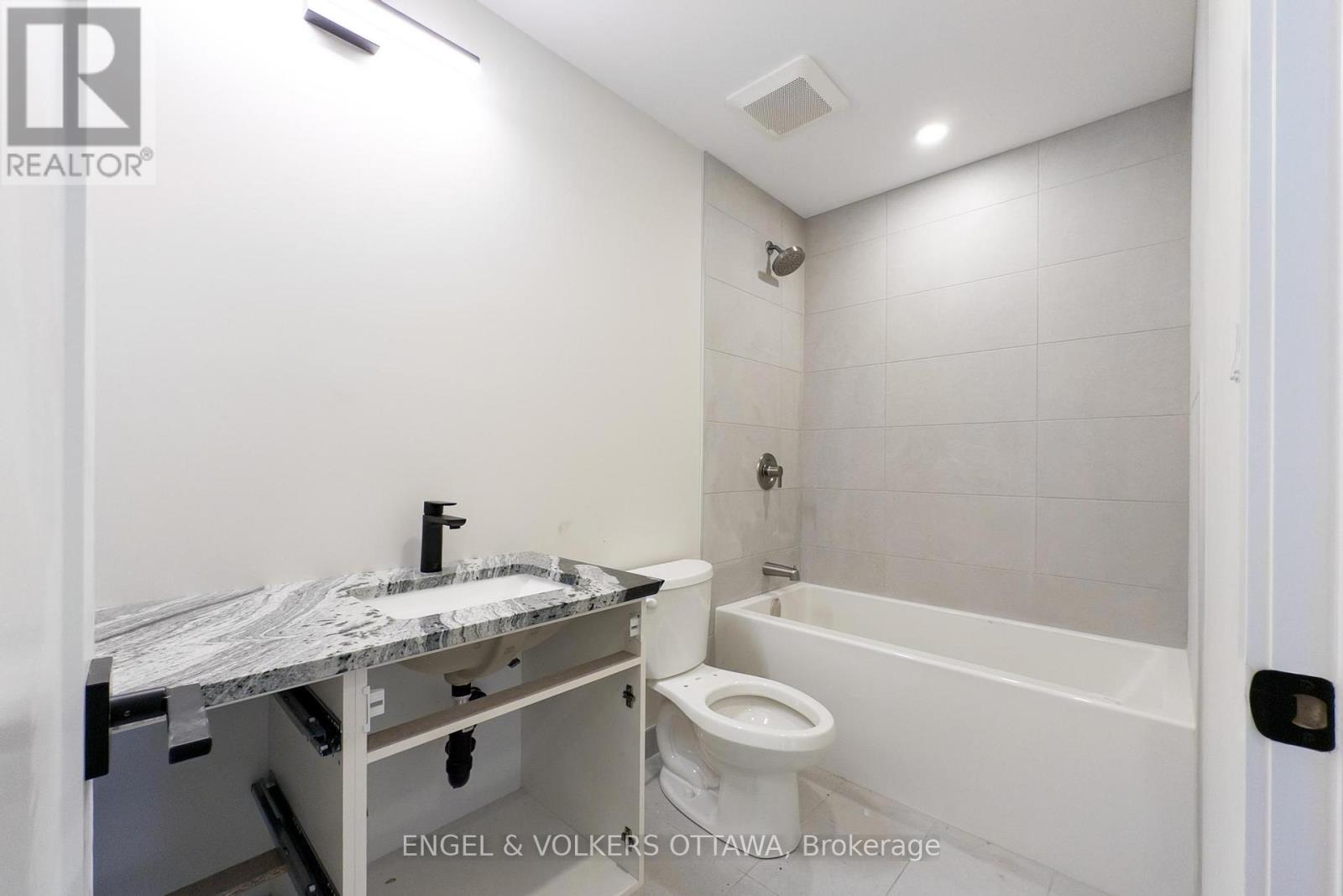 C - 195 Hopewell Avenue, Ottawa, Ontario  K1S 2Z4 - Photo 20 - X12435466