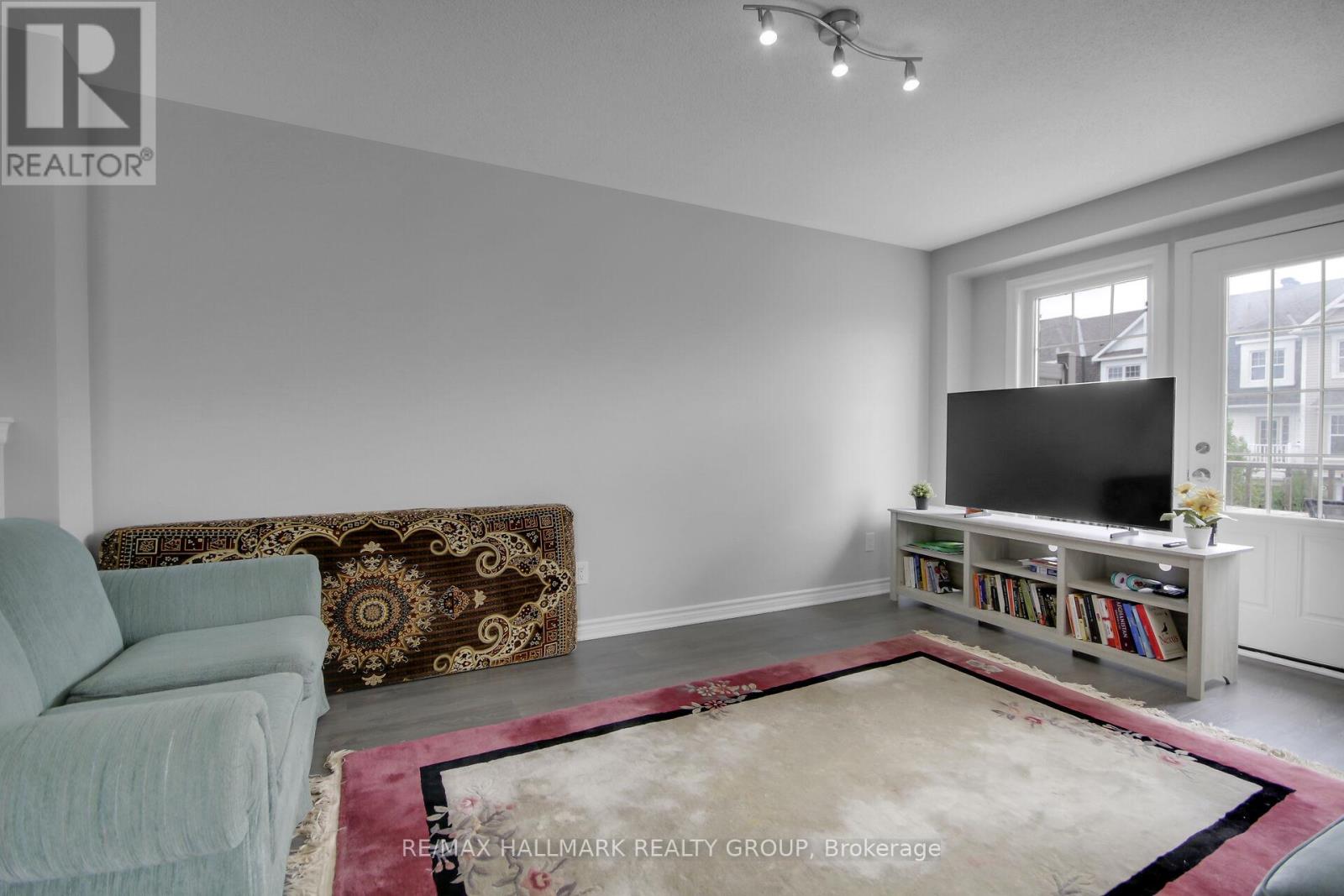 41 Maroma Street, Ottawa, Ontario  K4A 1A3 - Photo 13 - X12435477