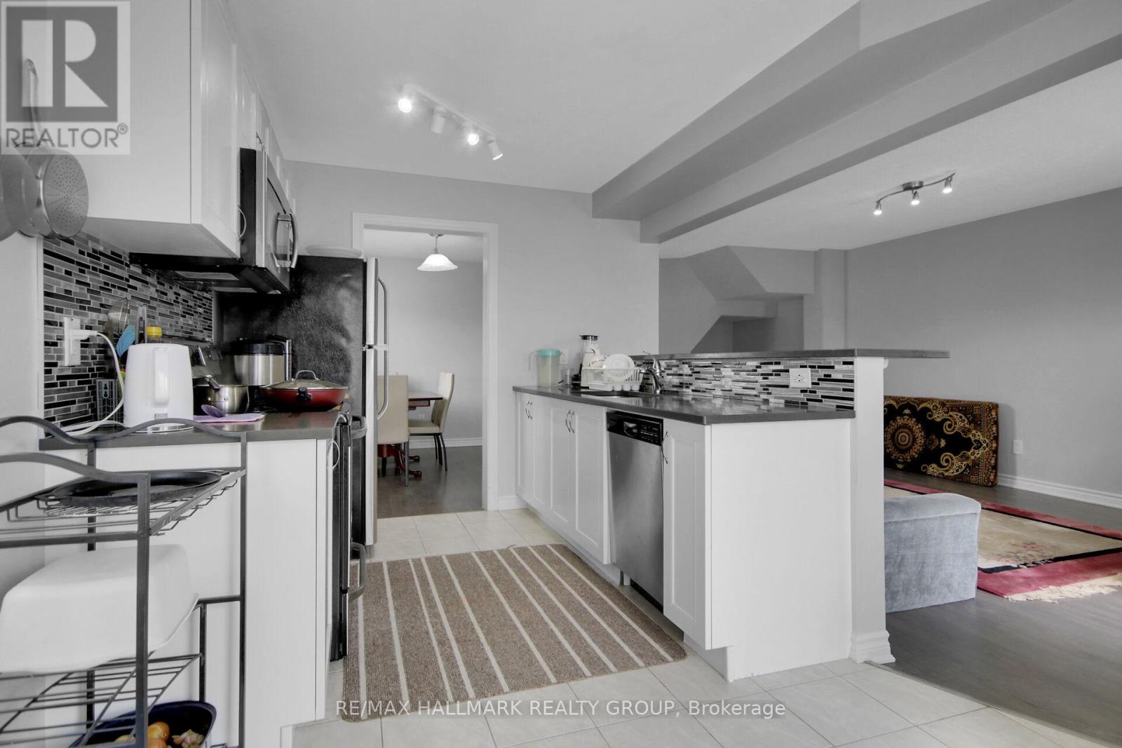 41 Maroma Street, Ottawa, Ontario  K4A 1A3 - Photo 17 - X12435477