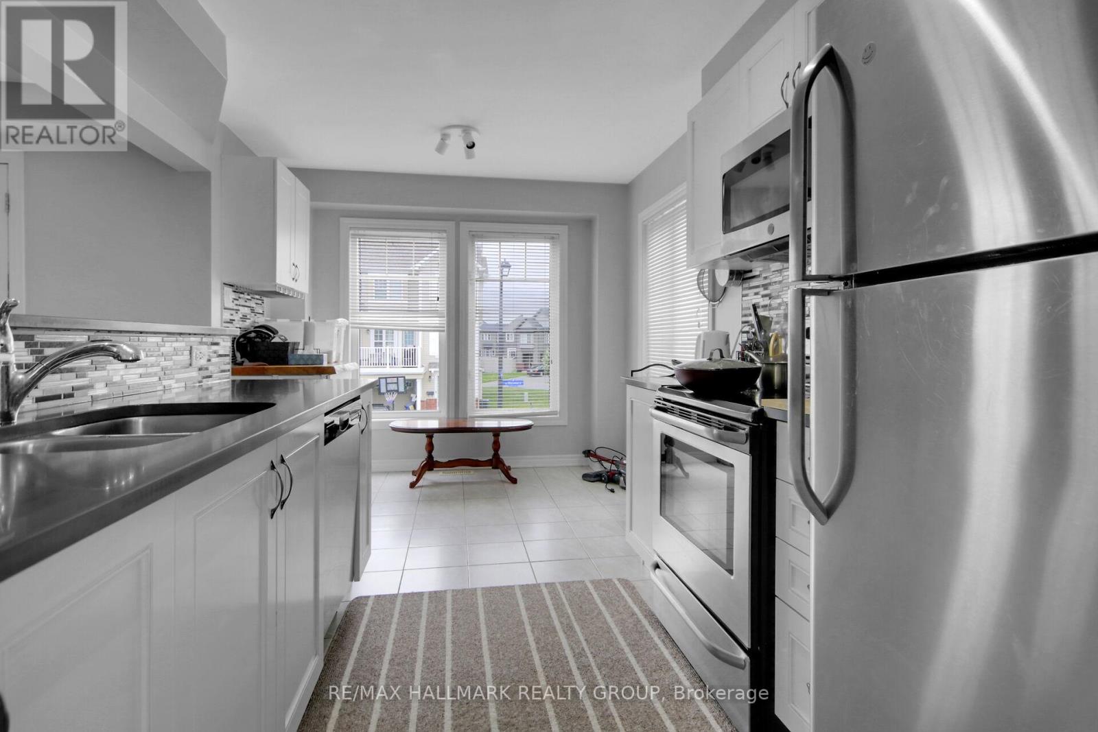 41 Maroma Street, Ottawa, Ontario  K4A 1A3 - Photo 18 - X12435477