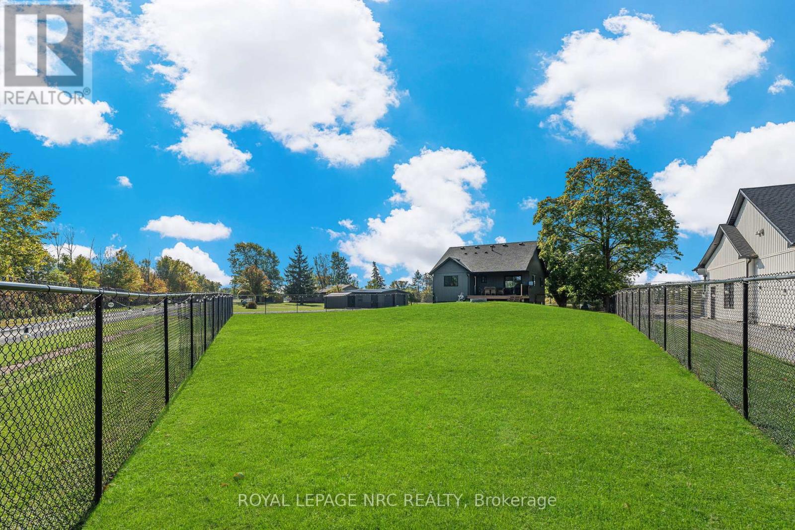 72654 Regional Rd 27 Road, Wainfleet (Marshville/winger), Ontario  L0R 2J0 - Photo 39 - X12435488