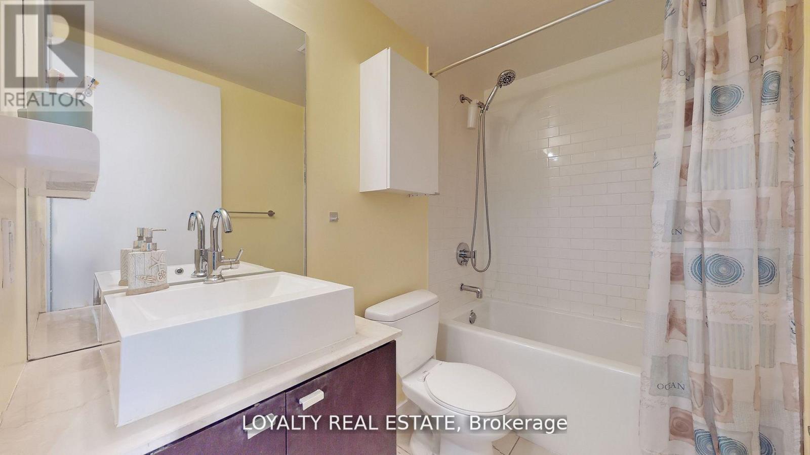 1810 - 103 The Queensway W, Toronto, Ontario  M6S 5B3 - Photo 27 - W12435354