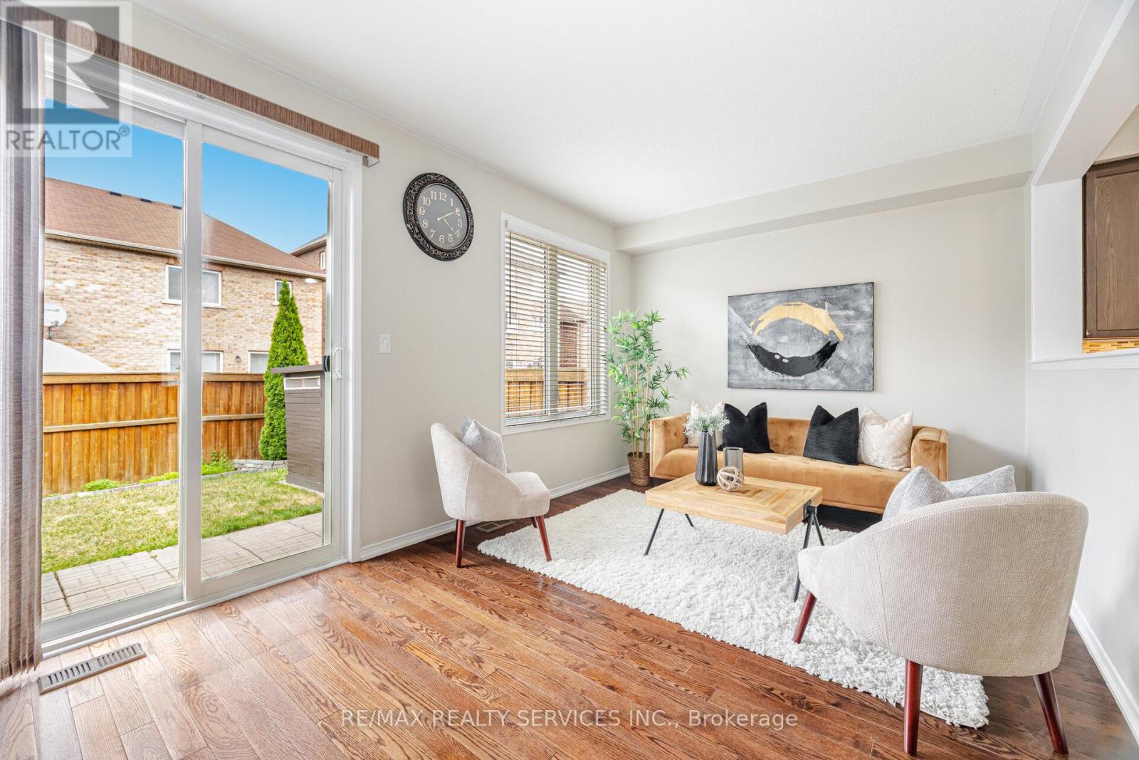 162 Sussexvale Drive, Brampton, Ontario  L6R 3R2 - Photo 15 - W12435367