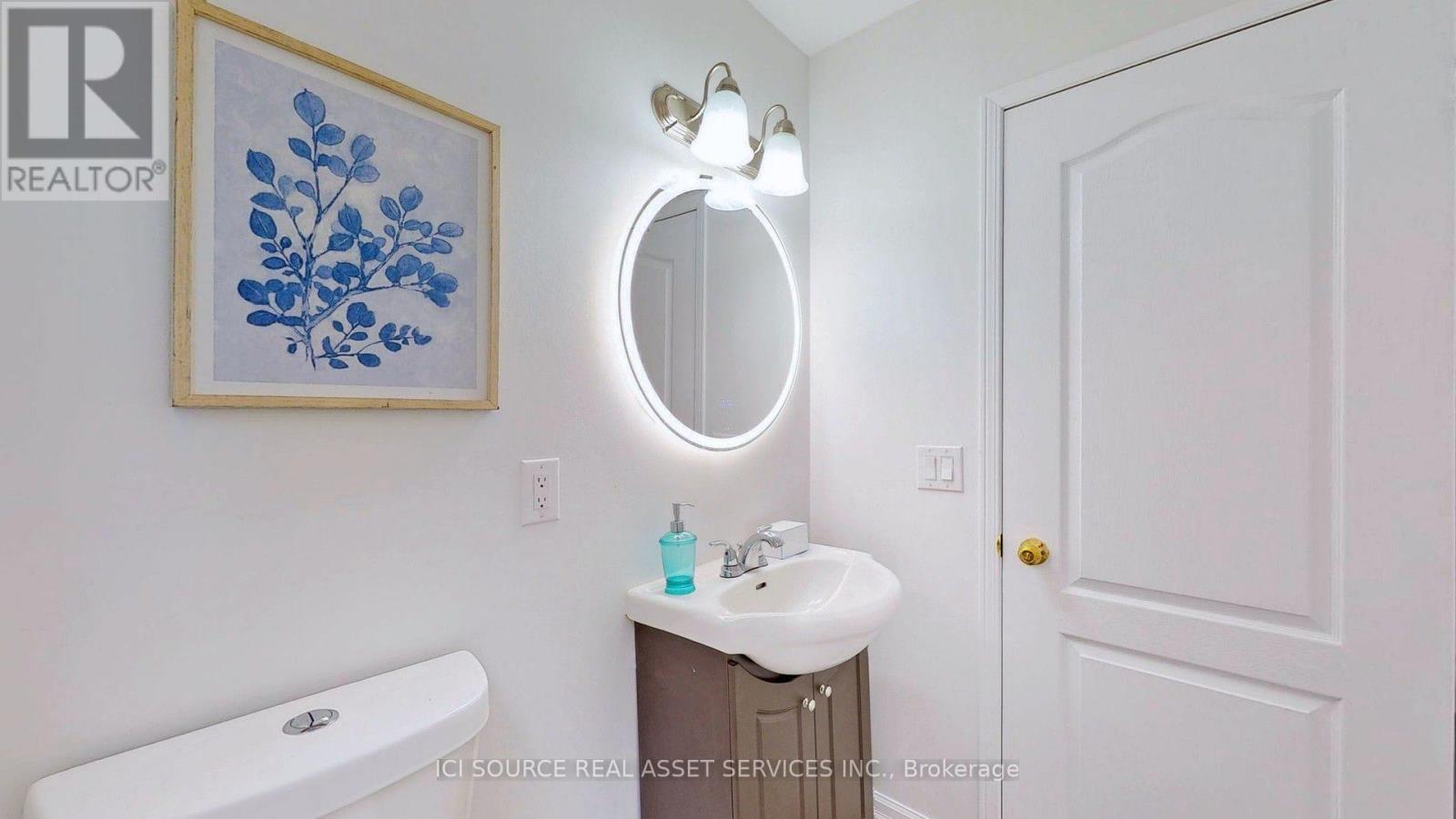 3356 Southwick Street, Mississauga, Ontario  L5M 7L5 - Photo 12 - W12435375