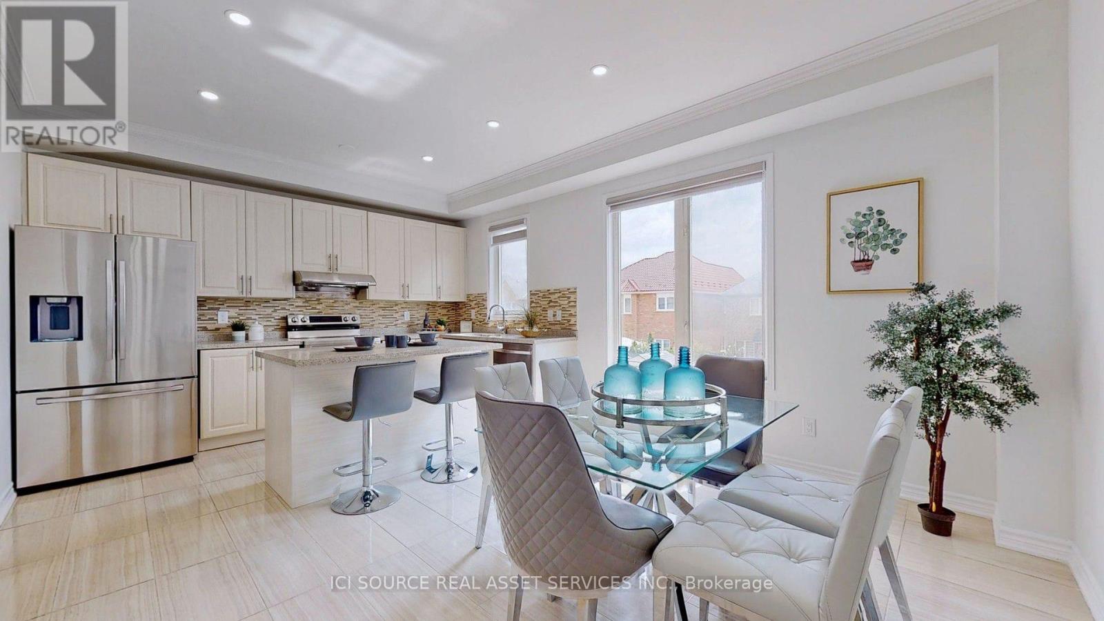 3356 Southwick Street, Mississauga, Ontario  L5M 7L5 - Photo 9 - W12435375