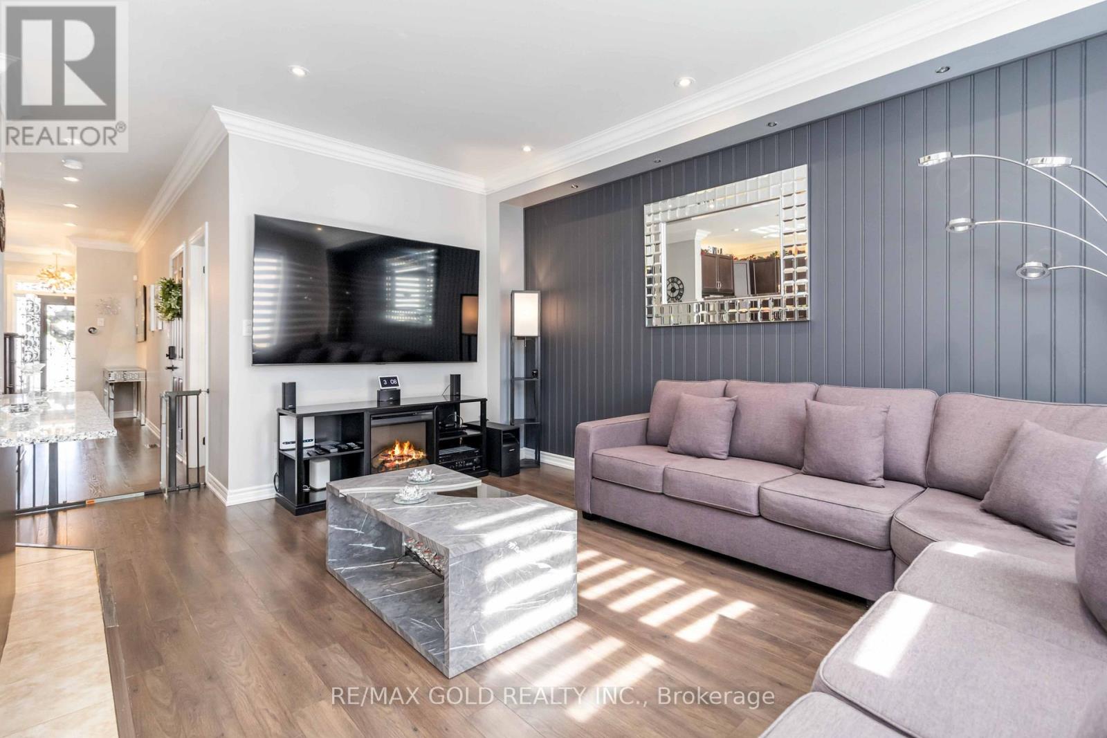 110 Kempenfelt Trail, Brampton, Ontario  L7A 0Z9 - Photo 16 - W12435376