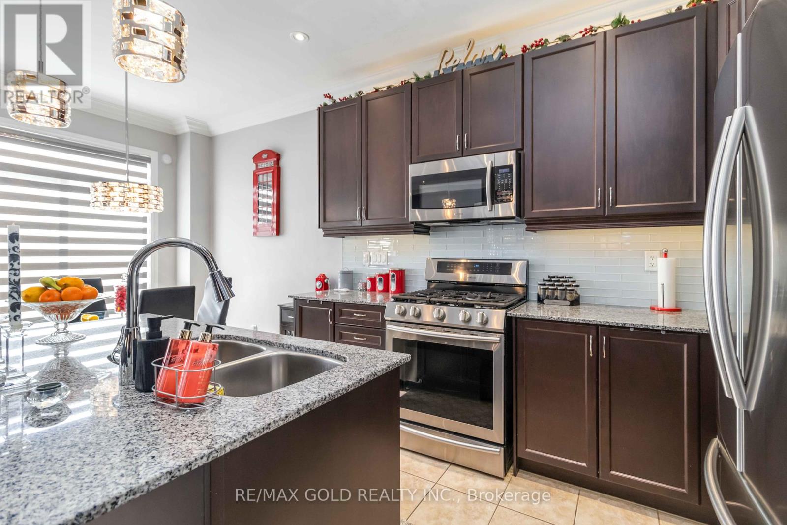 110 Kempenfelt Trail, Brampton, Ontario  L7A 0Z9 - Photo 23 - W12435376