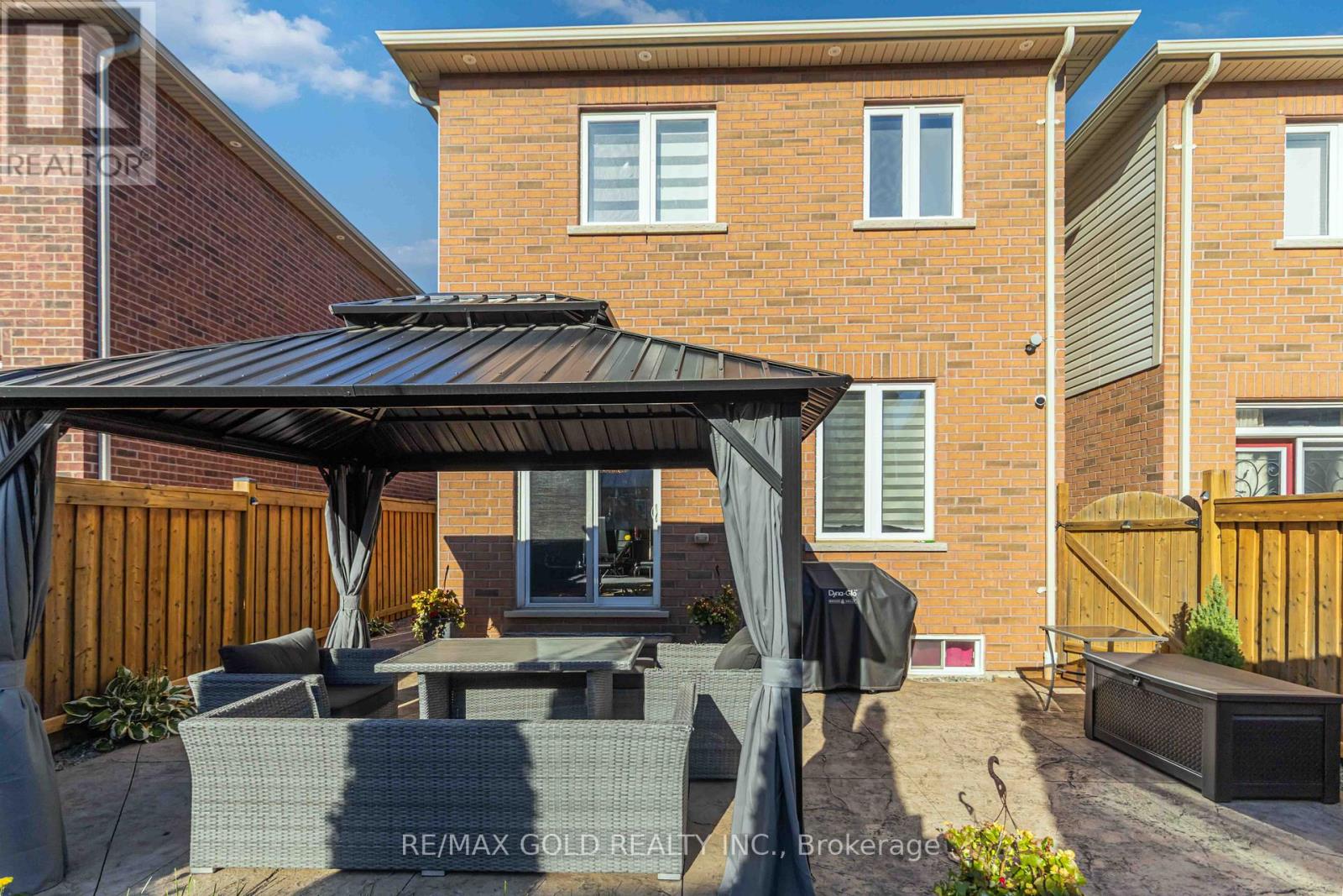 110 Kempenfelt Trail, Brampton, Ontario  L7A 0Z9 - Photo 43 - W12435376