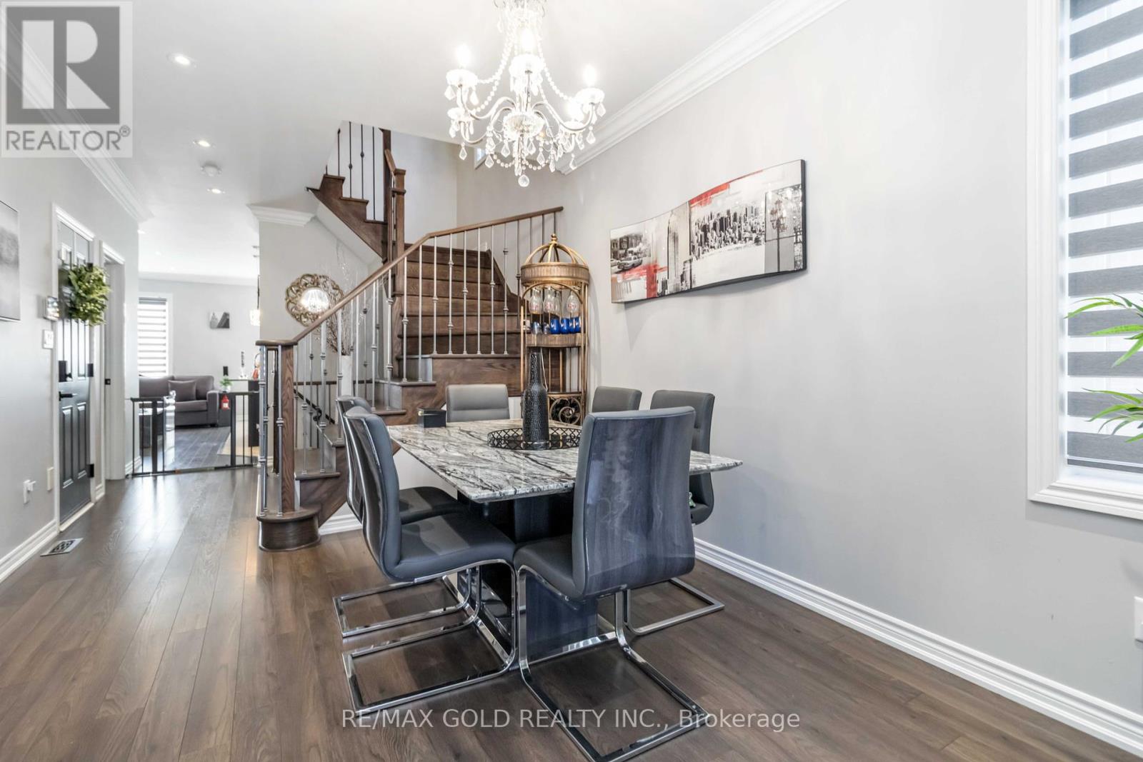 110 Kempenfelt Trail, Brampton, Ontario  L7A 0Z9 - Photo 6 - W12435376