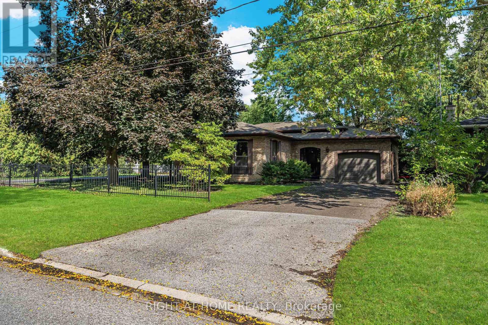 335 William Street, Niagara-On-The-Lake, Ontario  L0S 1J0 - Photo 6 - X12435338
