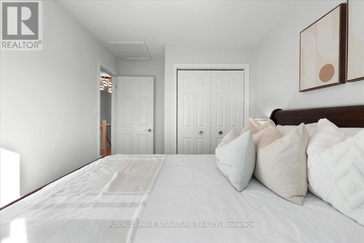 11 - 384 Limeridge Road E, Hamilton, Ontario  L9A 2S7 - Photo 35 - X12435340