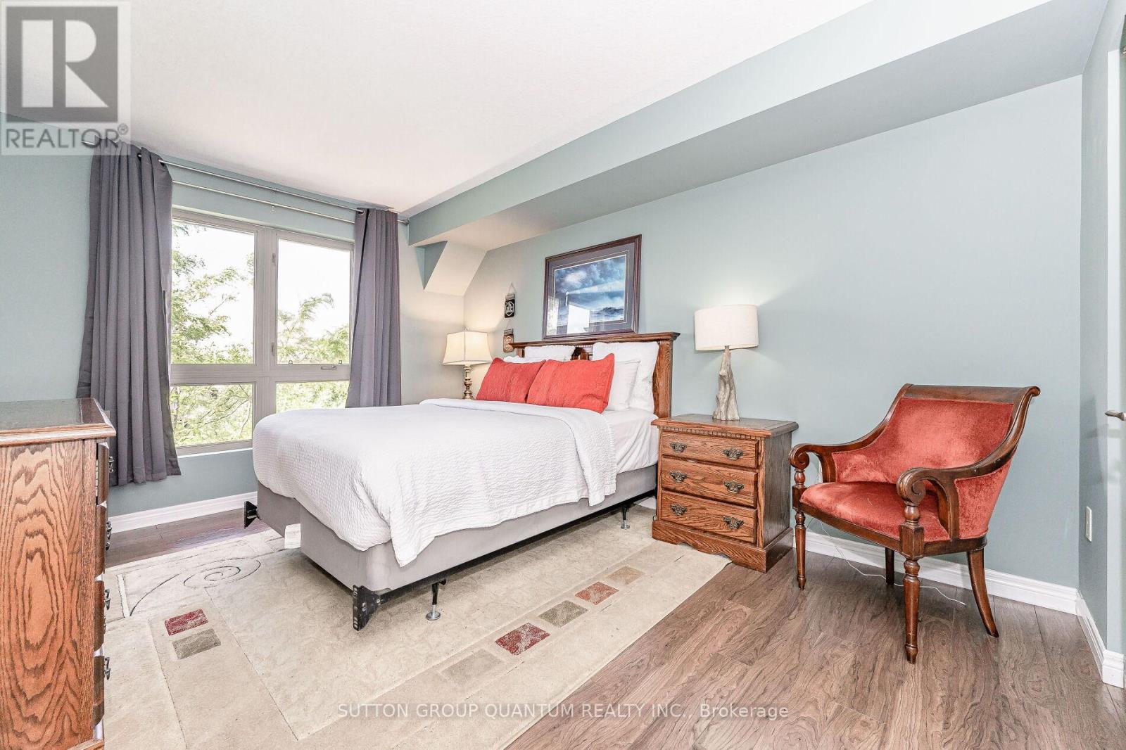 313 - 56 Kerman Avenue S, Grimsby, Ontario  L3M 0A1 - Photo 10 - X12435348