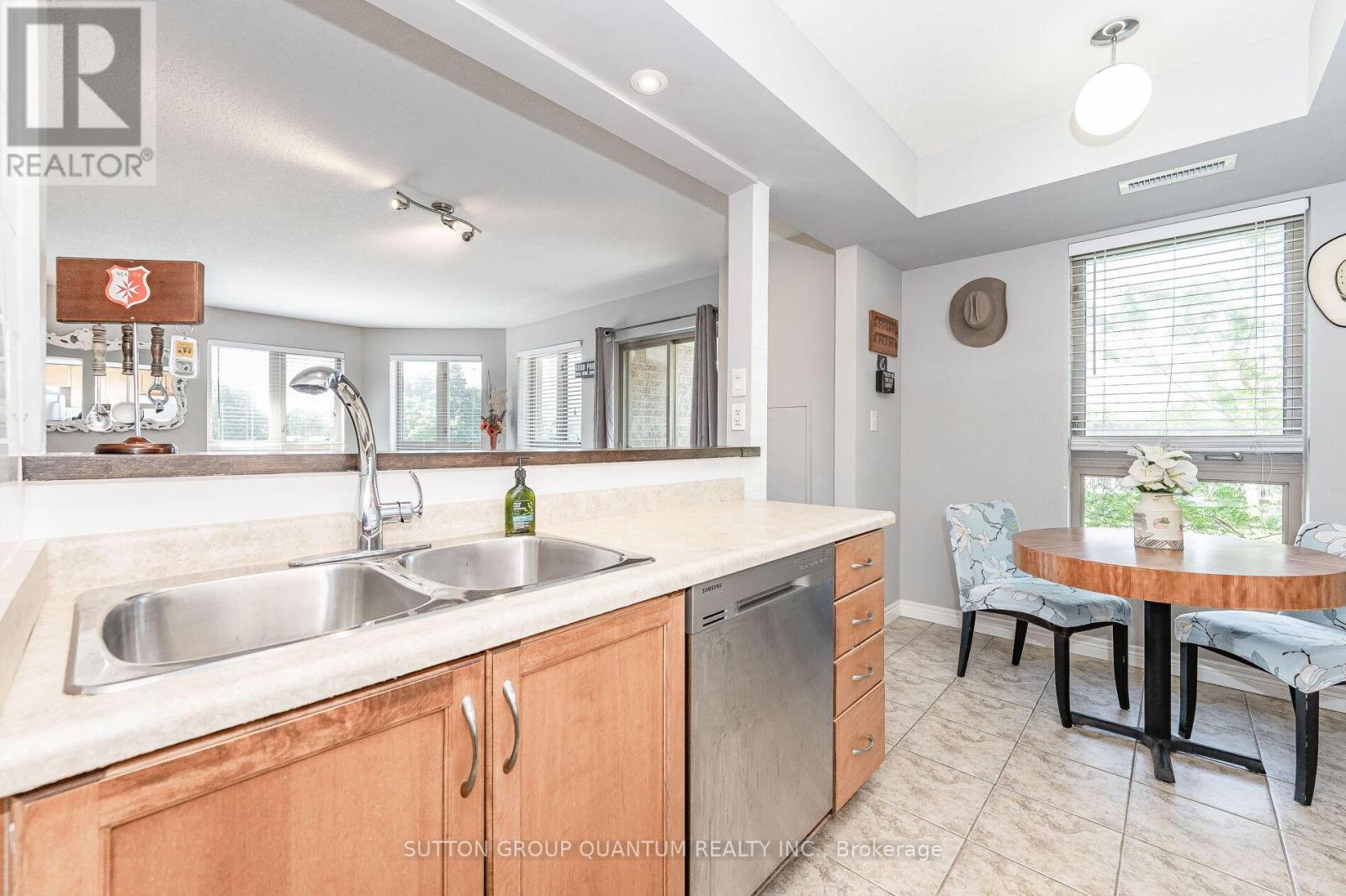 313 - 56 Kerman Avenue S, Grimsby, Ontario  L3M 0A1 - Photo 18 - X12435348