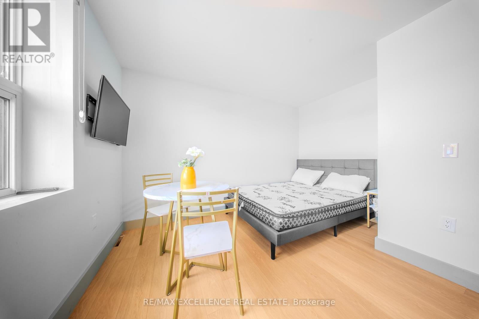 257 George Street, Wellington North (Arthur), Ontario  N0G 1A0 - Photo 14 - X12435379