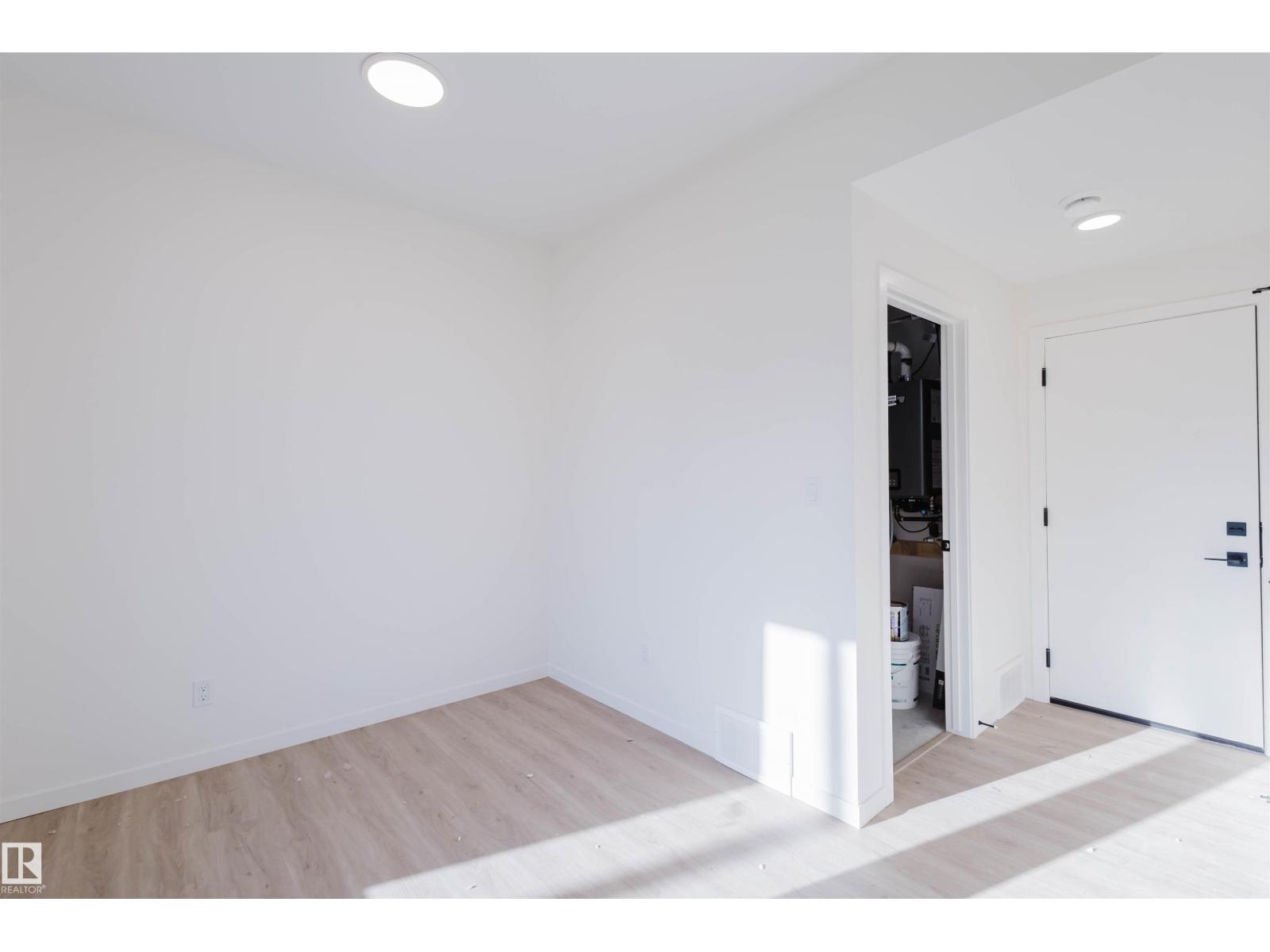 463 33 St Sw, Edmonton, Alberta  T6X 3C9 - Photo 4 - E4460121
