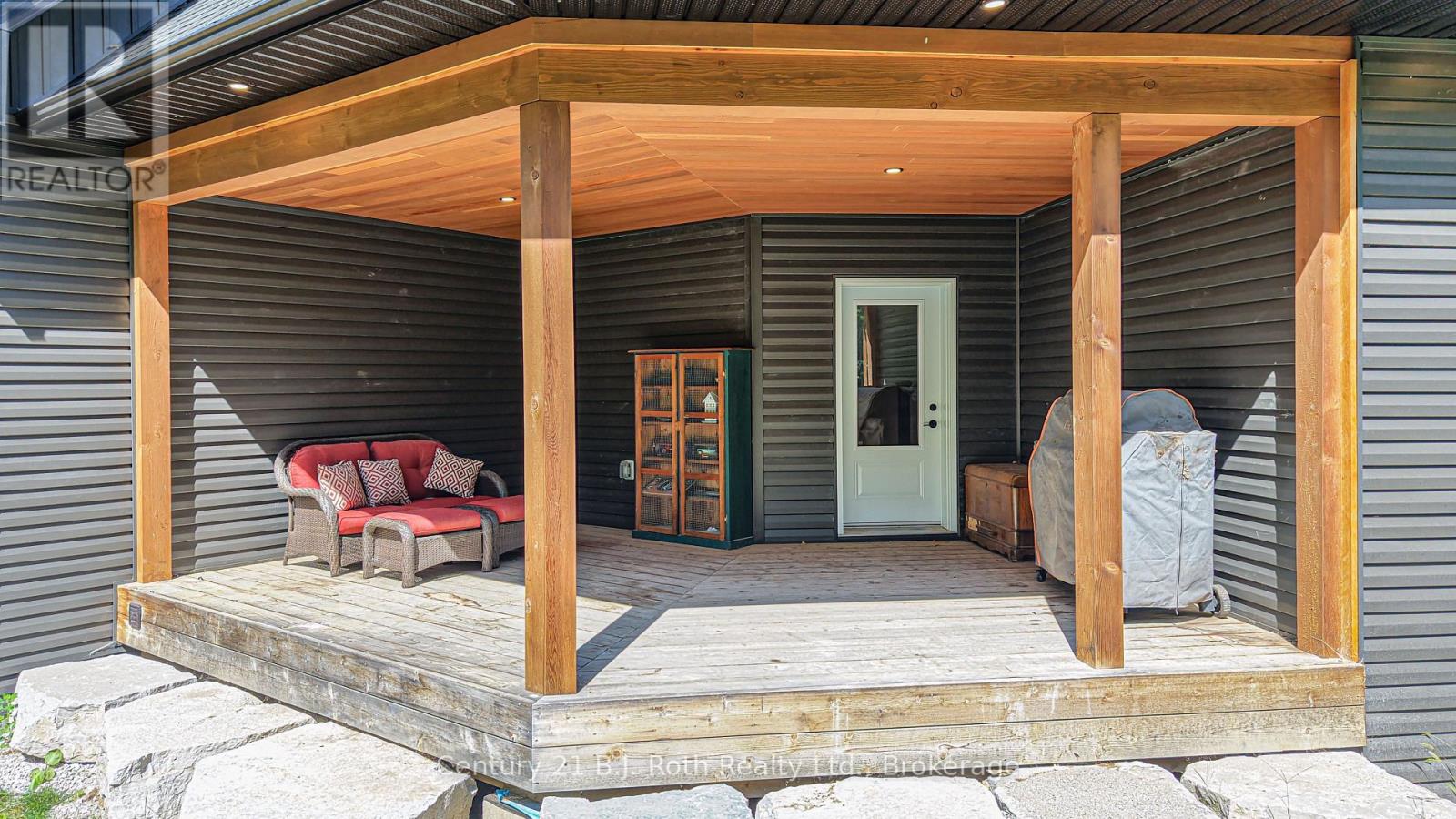3082 Fairgrounds Road, Severn, Ontario  L3V 0Y2 - Photo 48 - S12435180