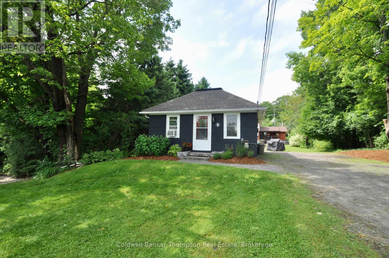 9 Maple Avenue, Huntsville, Ontario  P1H 1H2 - Photo 33 - X12408489