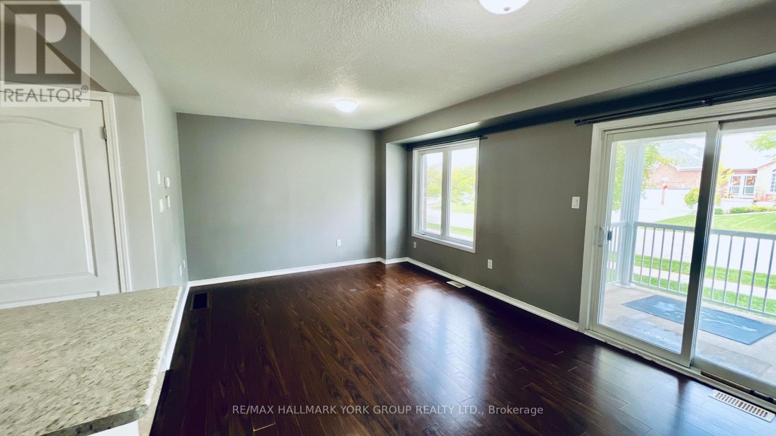 9 - 75 Prince William Way, Barrie, Ontario  L4N 0Y9 - Photo 10 - S12431327