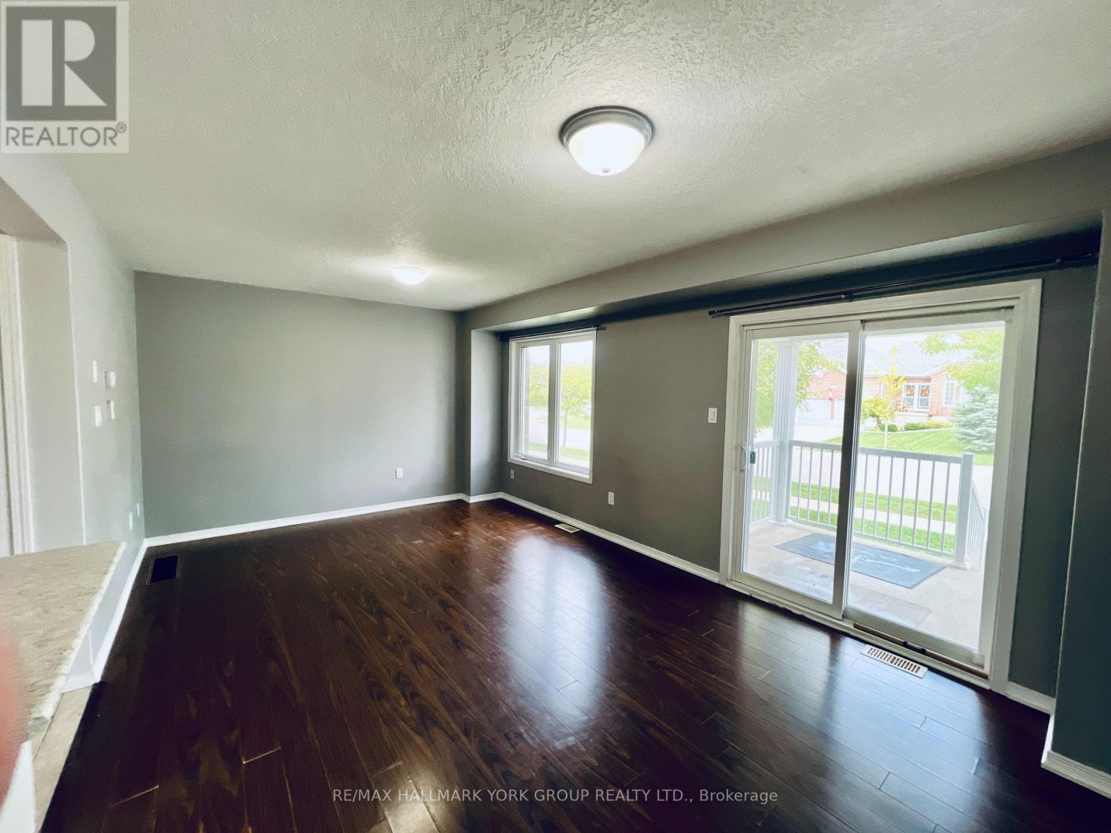 9 - 75 Prince William Way, Barrie, Ontario  L4N 0Y9 - Photo 9 - S12431327