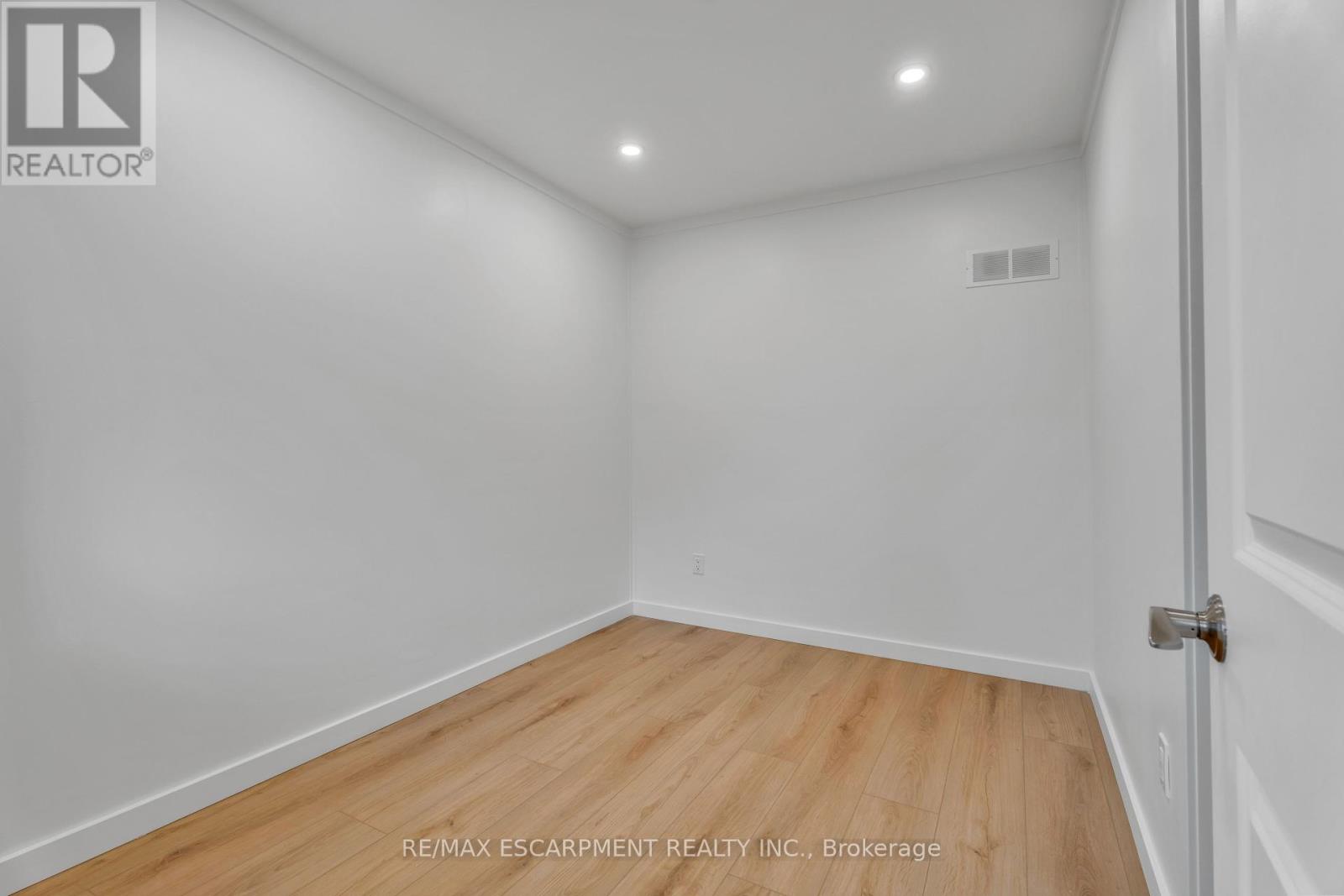 C - 133 Durham Street, Port Colborne, Ontario  L3K 1E1 - Photo 22 - X12434964