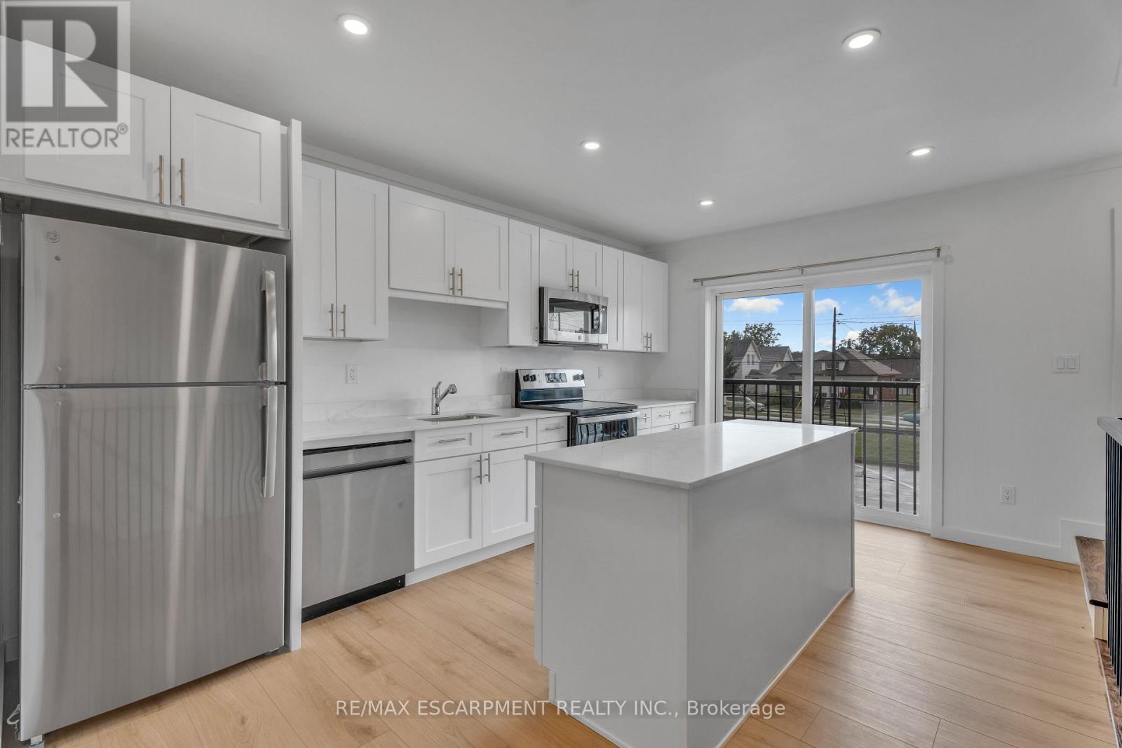 D - 133 Durham Street, Port Colborne, Ontario  L3K 1E1 - Photo 17 - X12434980